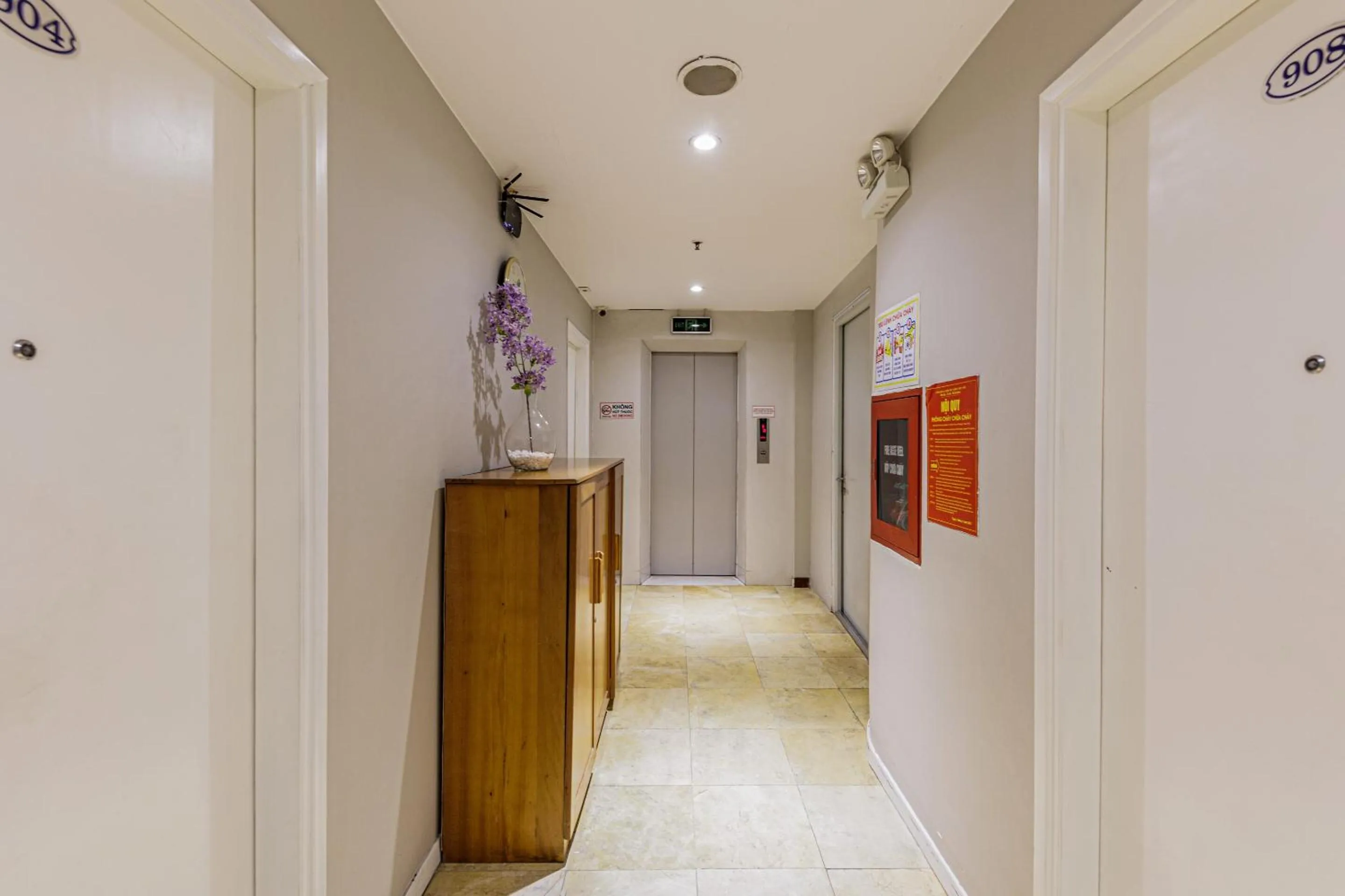 Lobby or reception in Collection O Le Grand Hanoi hotel - The Sun