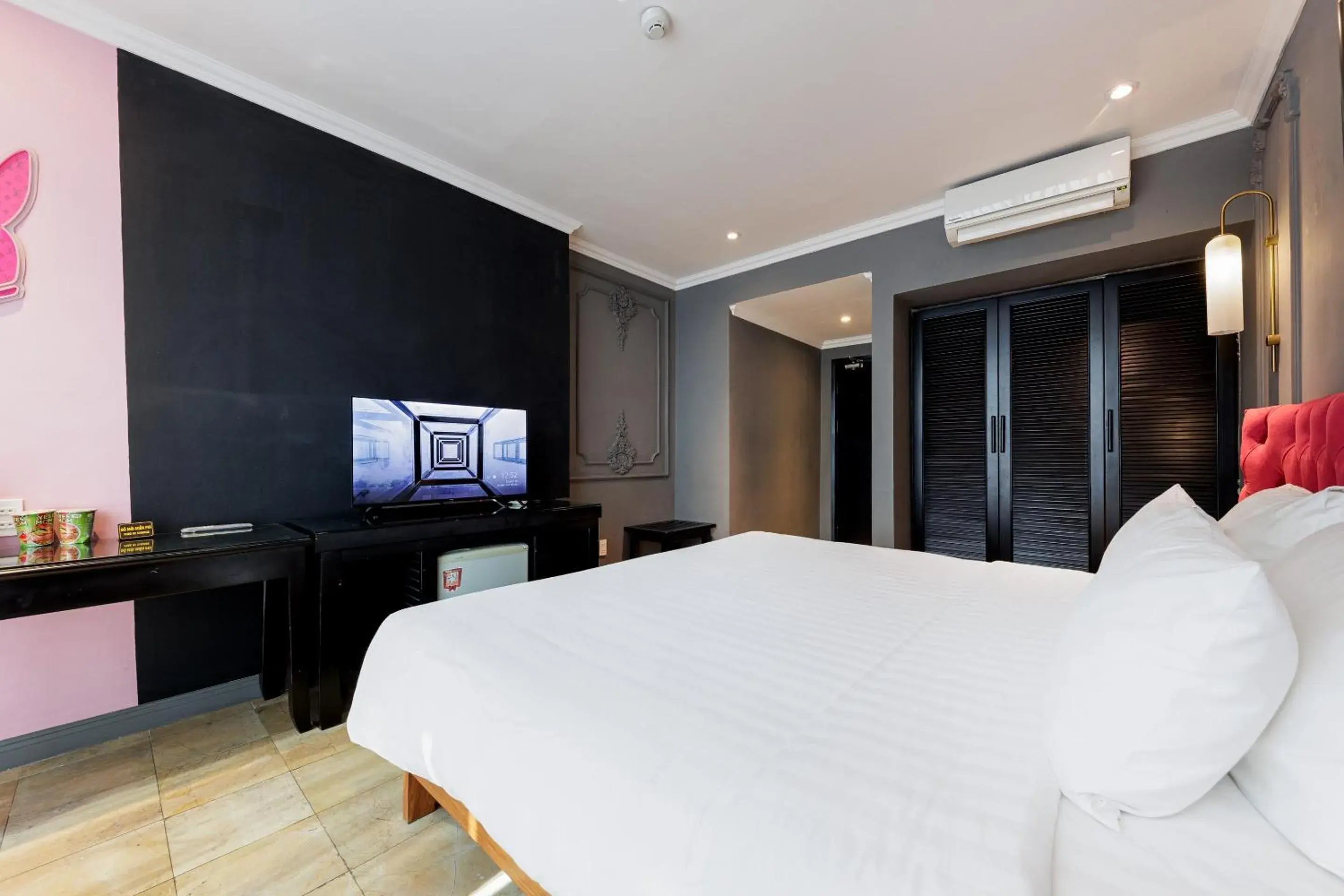 Deluxe Suite in Collection O Le Grand Hanoi hotel - The Sun Deluxe Suite in Collection O Le Grand Hanoi hotel - The Sun