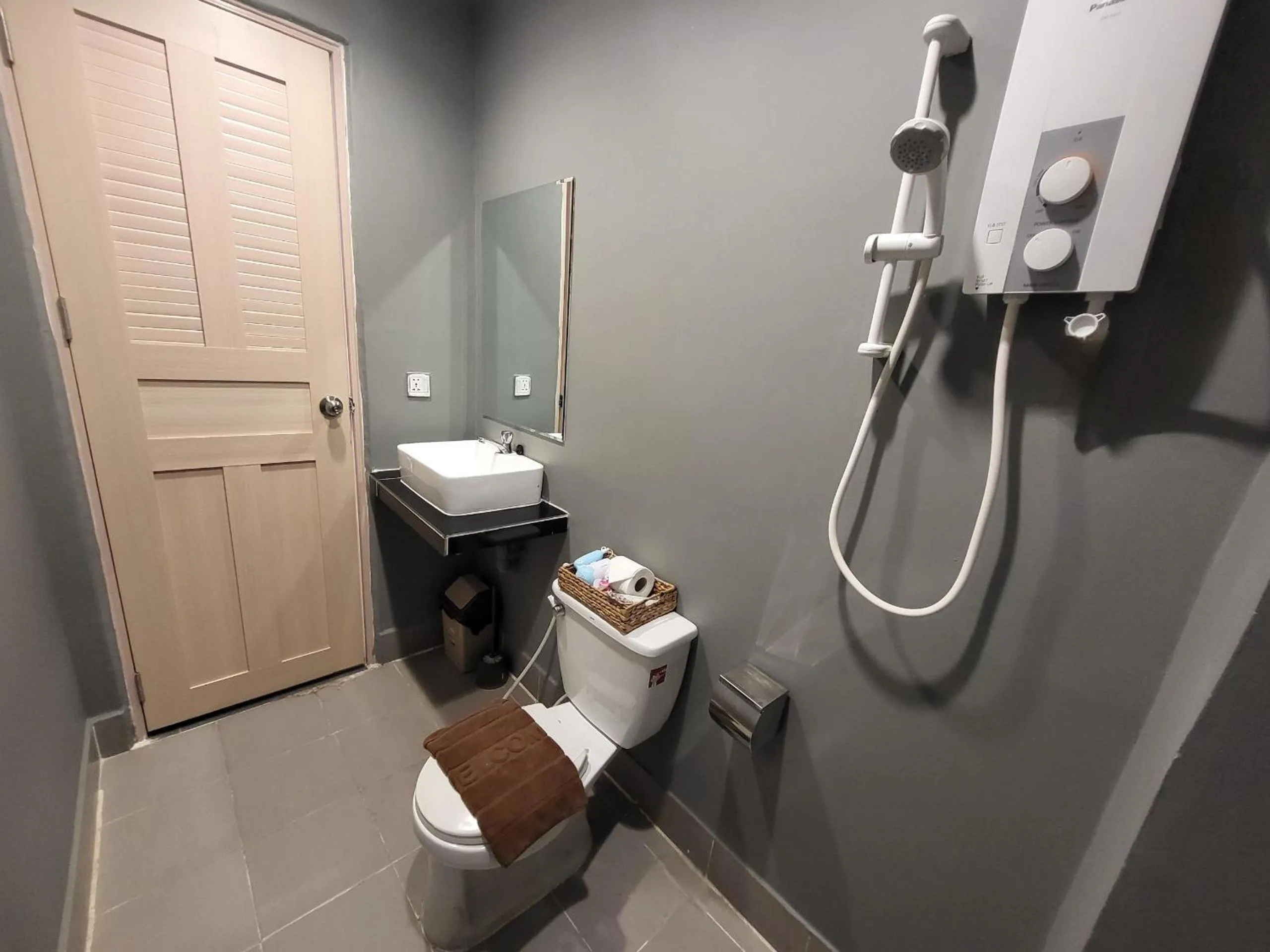 Bathroom in Sun Chakra Boutique Hotel - 50m to Museum & Royal Palace & Walking street