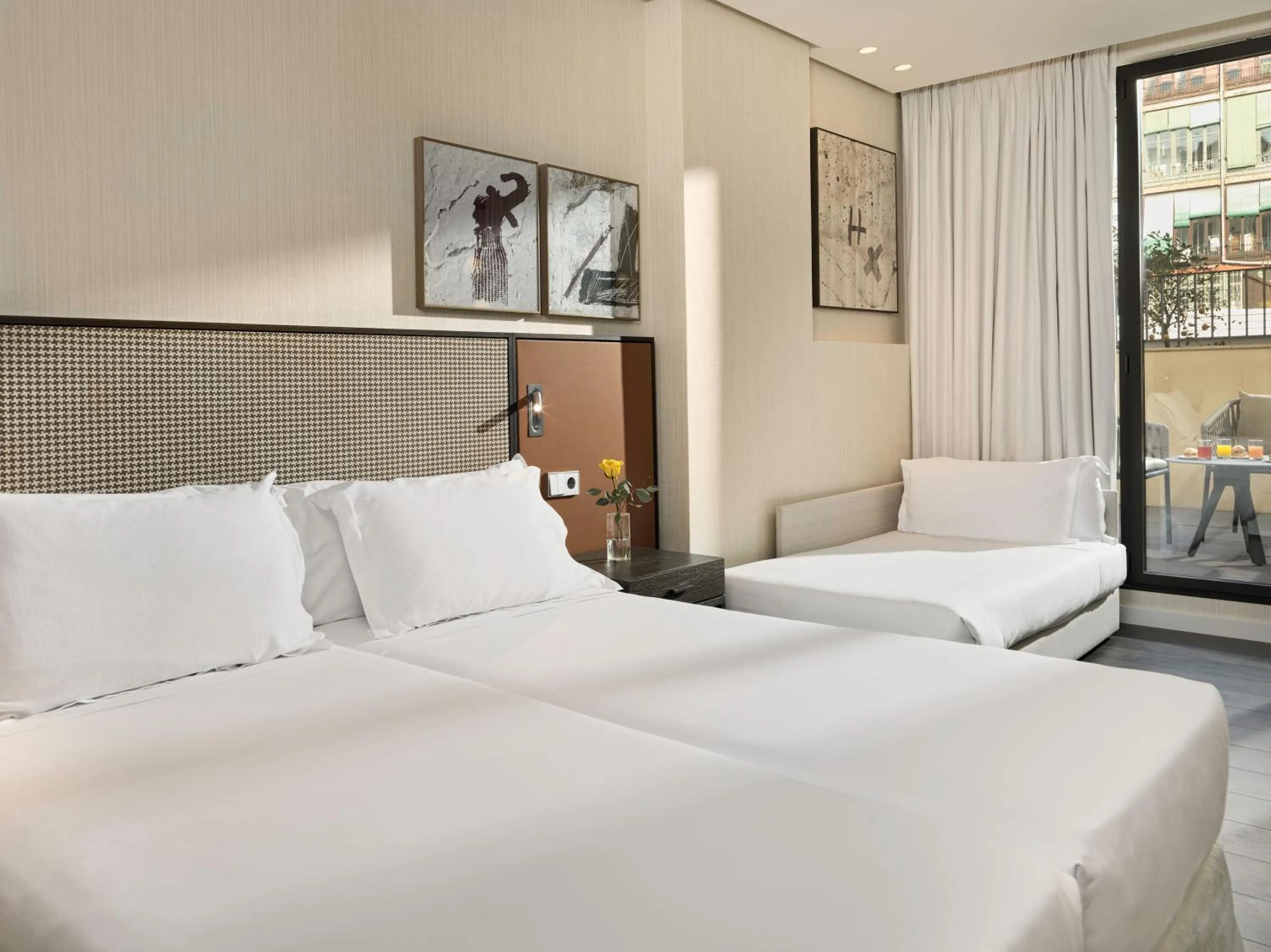 Bedroom, Bed in H10 Art Gallery 4* Sup