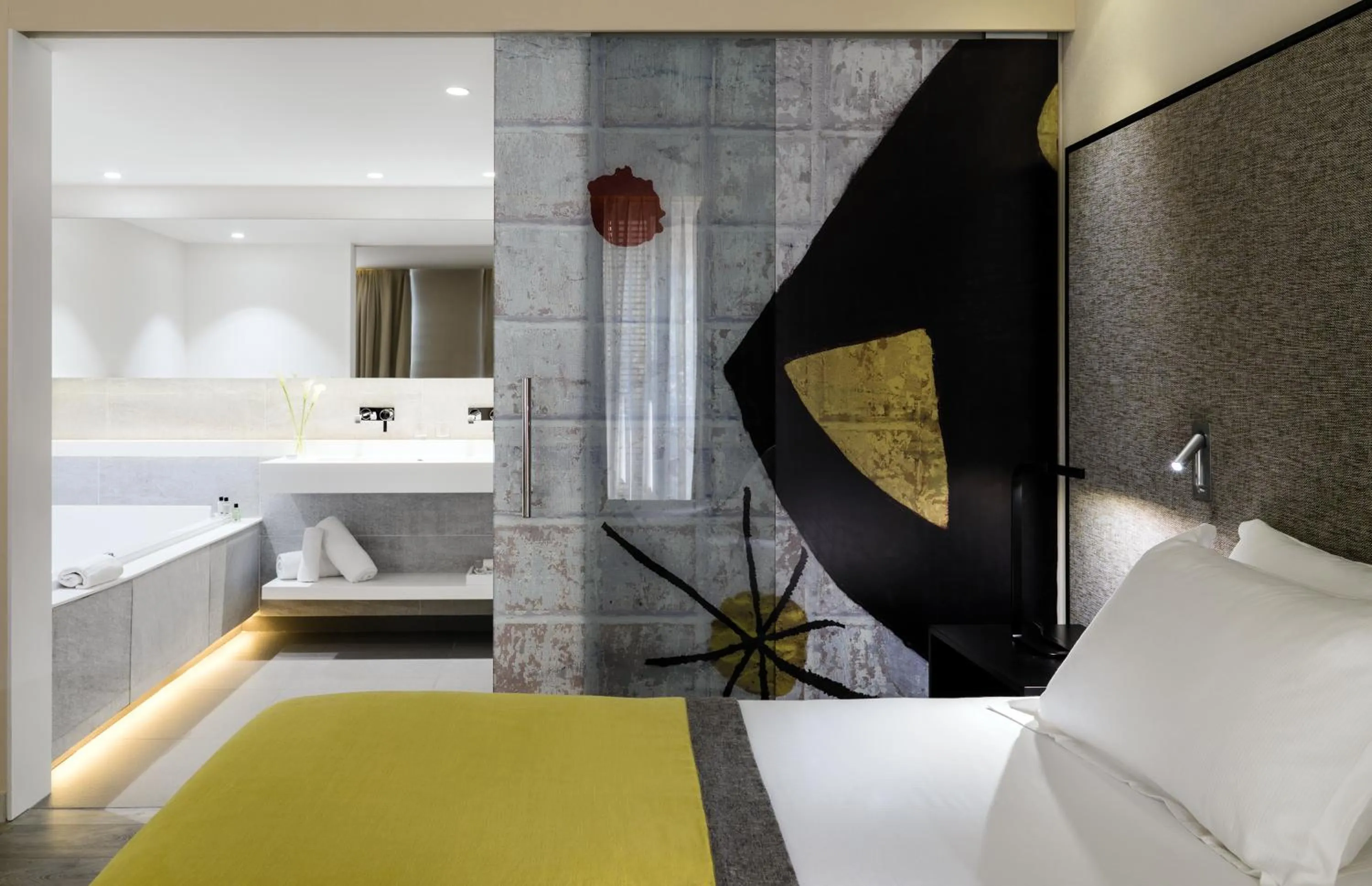 Bedroom, Bed in H10 Art Gallery 4* Sup