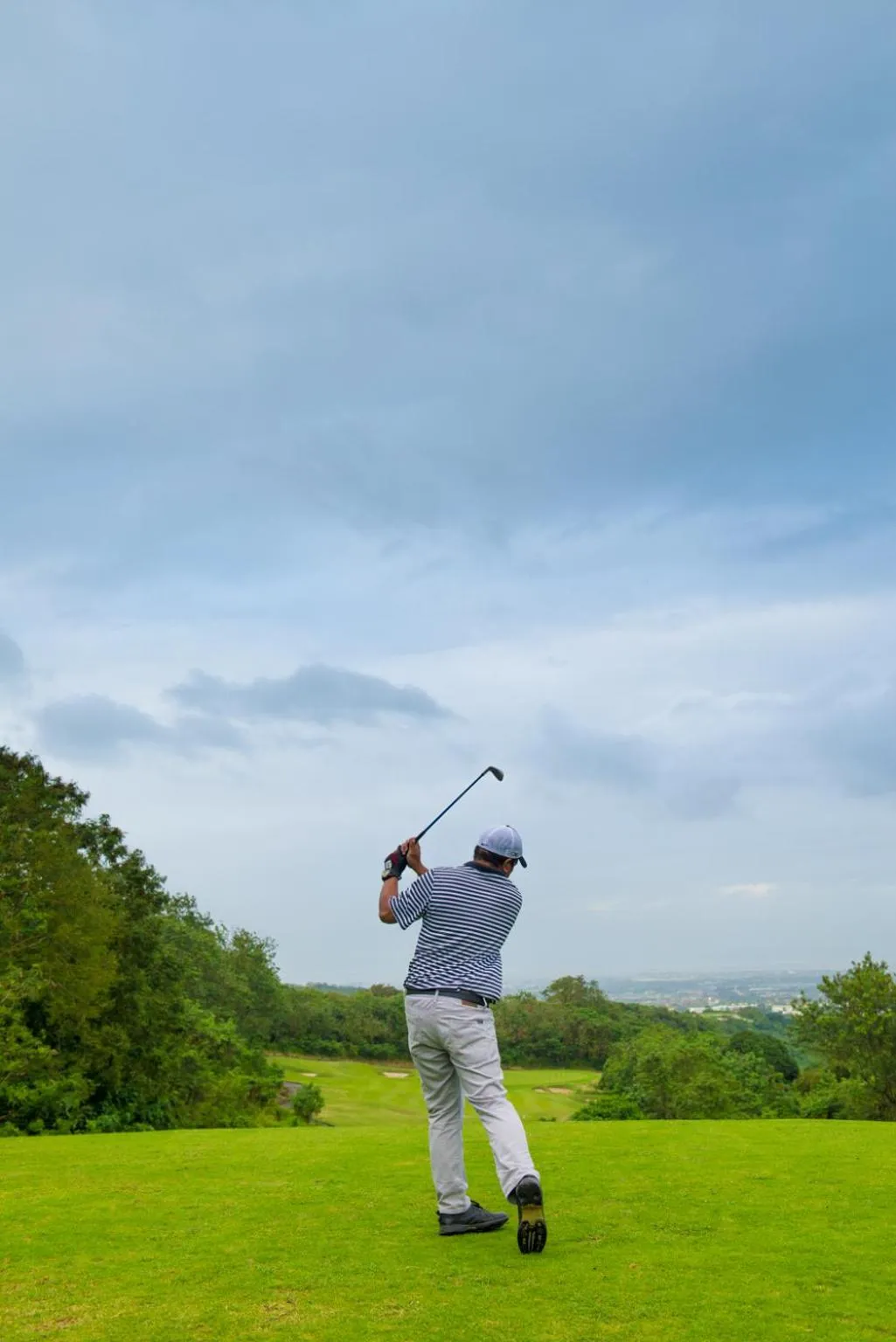 Golfcourse in Microtel by Wyndham South Forbes near Nuvali