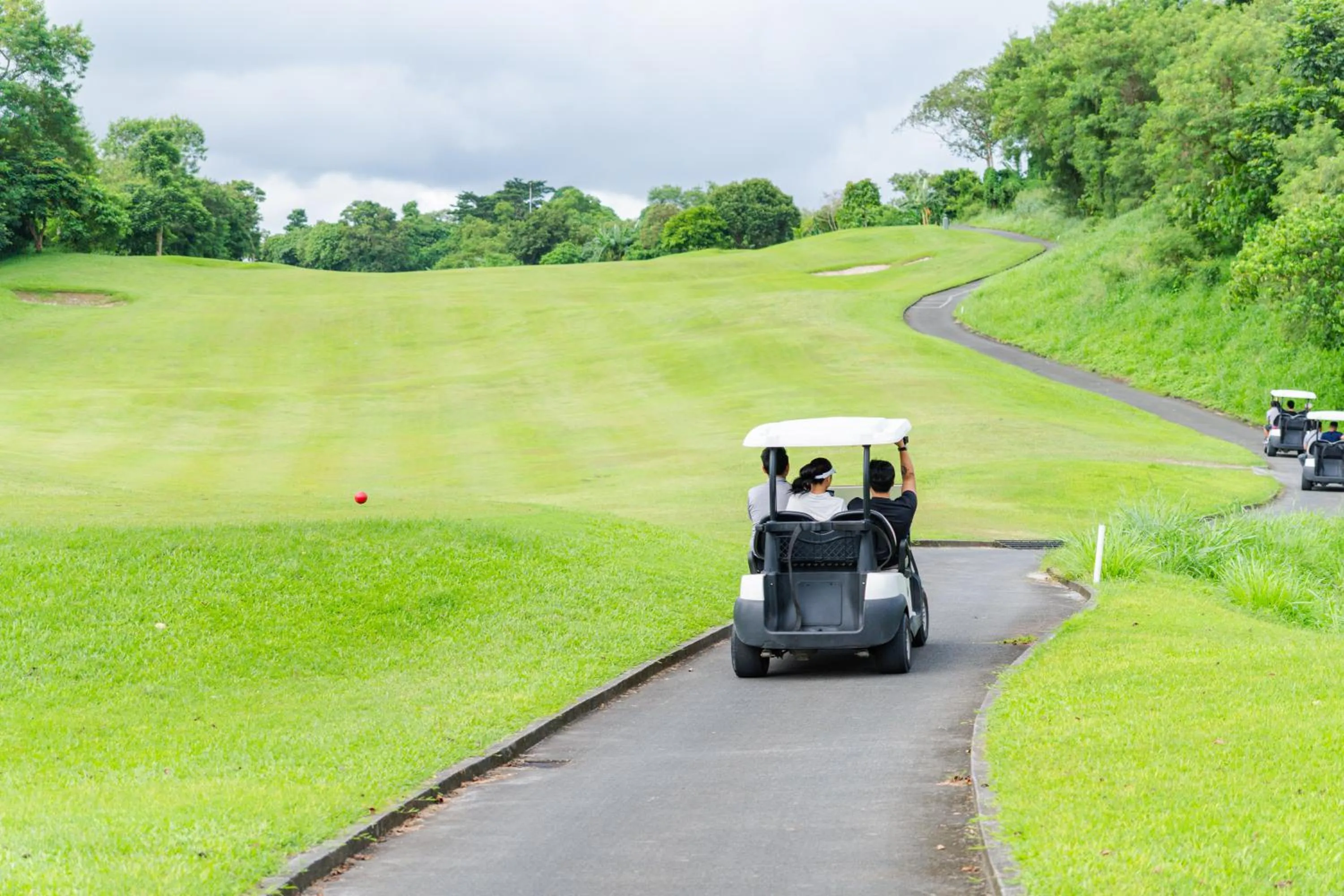 Golfcourse in Microtel by Wyndham South Forbes near Nuvali