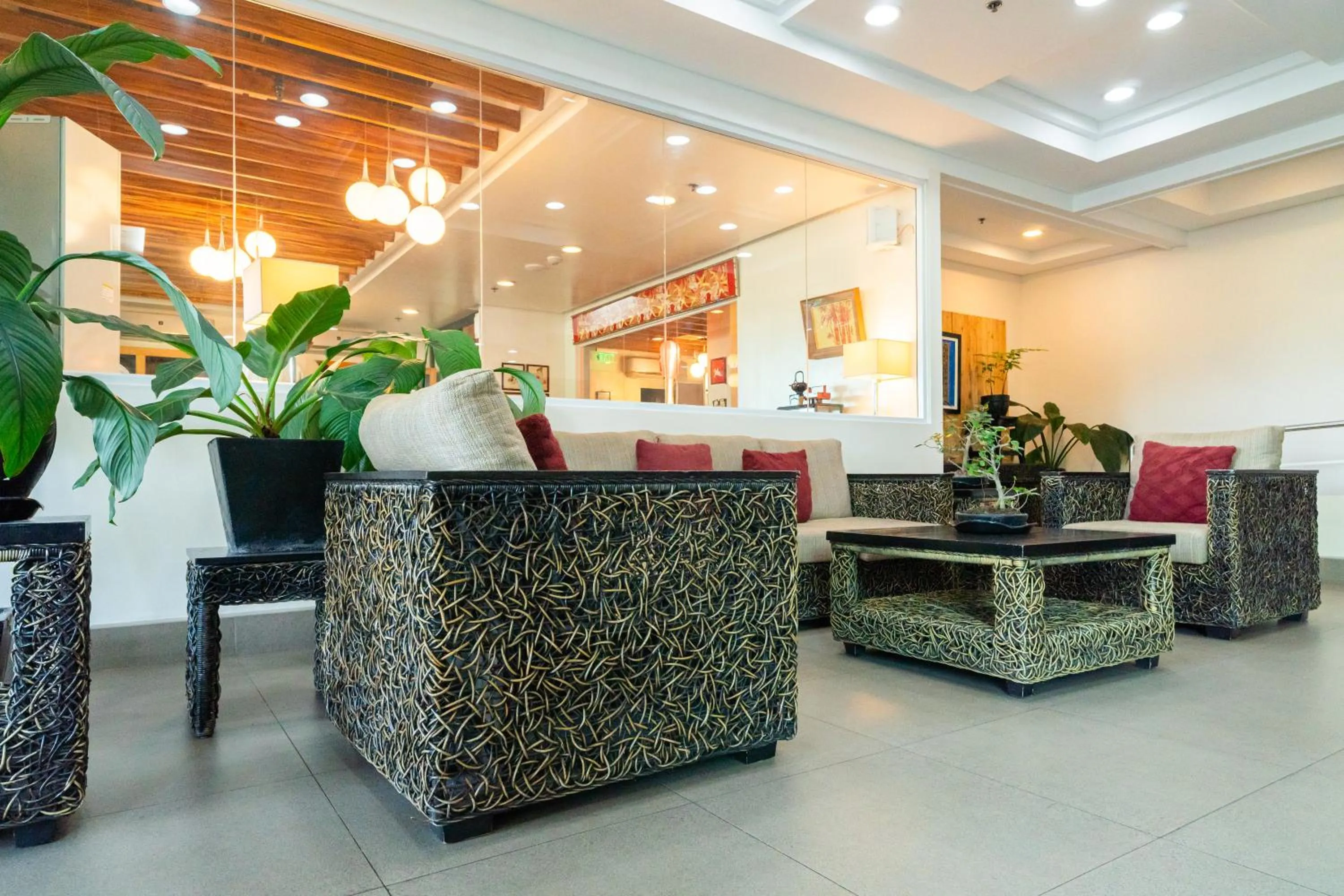 Lobby or reception in Microtel by Wyndham South Forbes near Nuvali