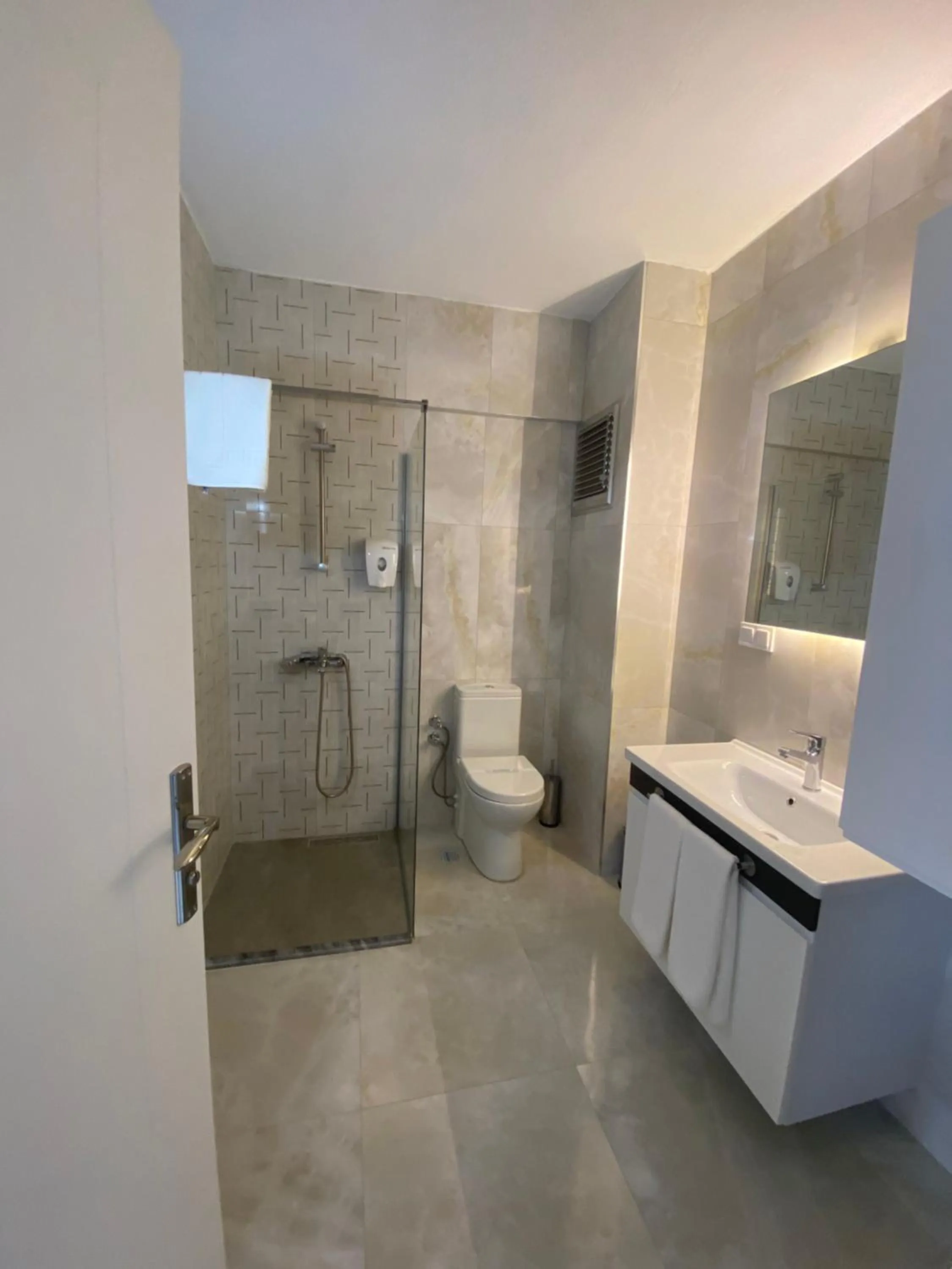 Shower in JK Business