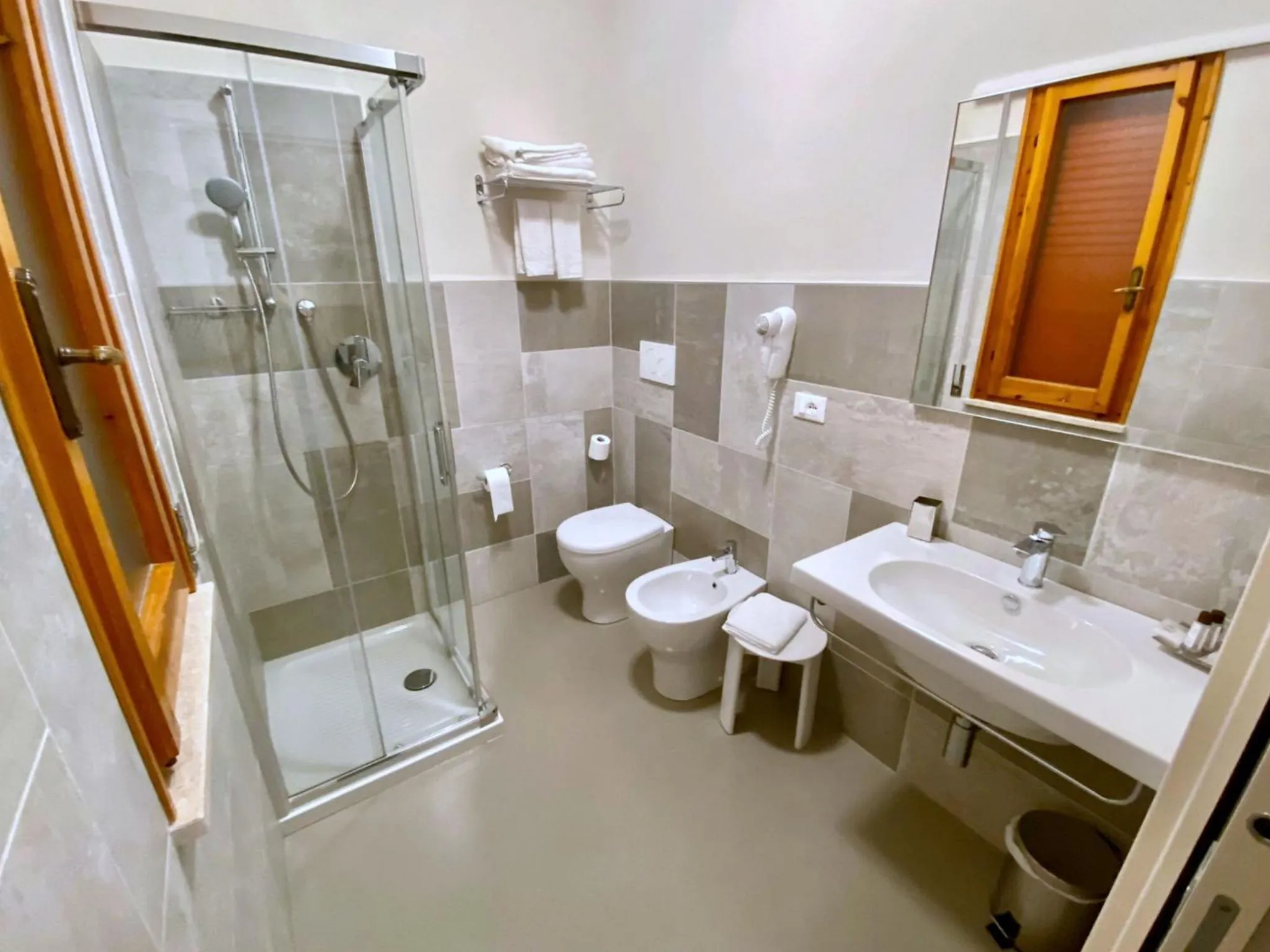 Bathroom in Hotel Maioli - Colazione XXL fino alle 12