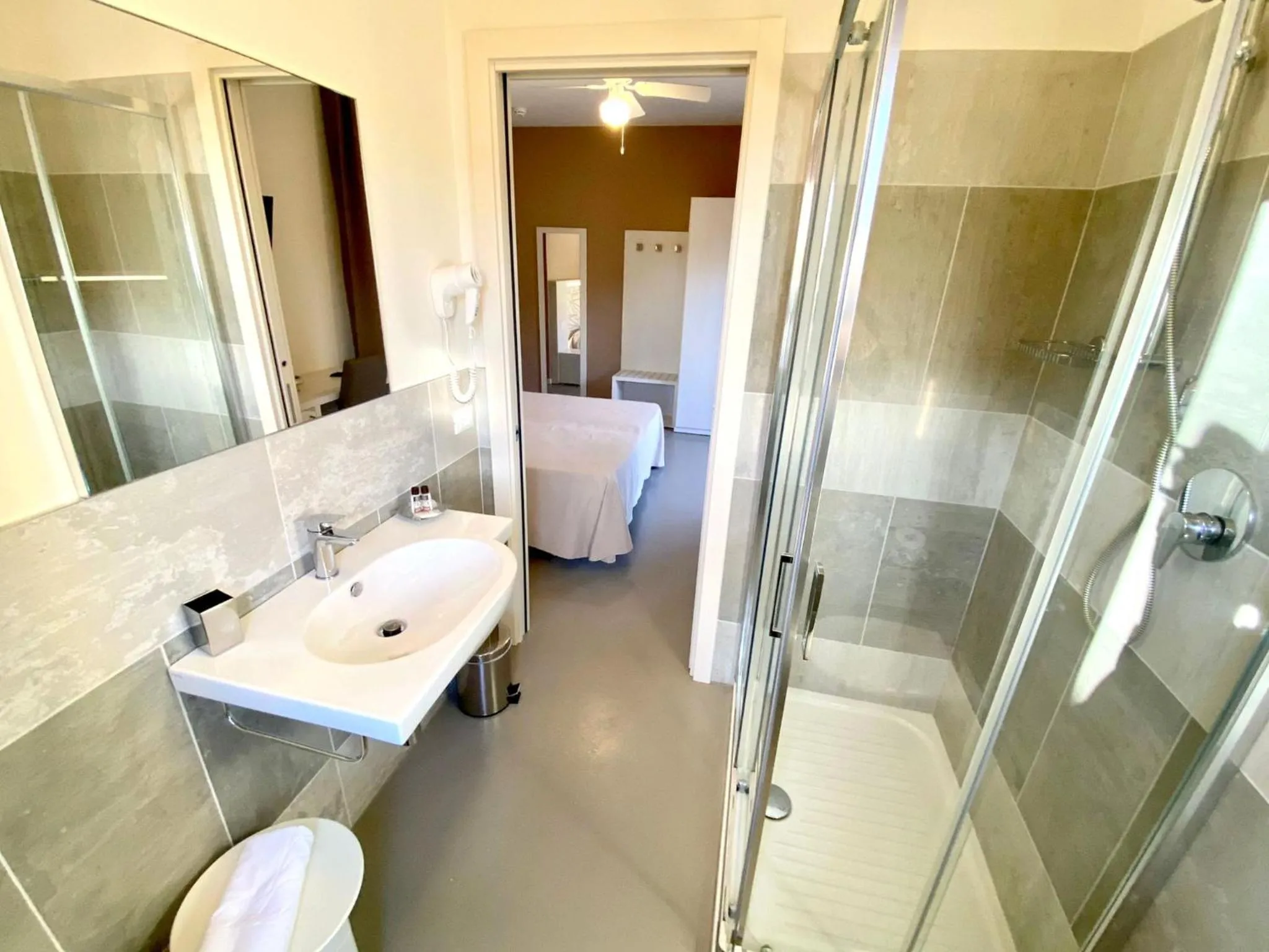 Bathroom in Hotel Maioli - Colazione XXL fino alle 12