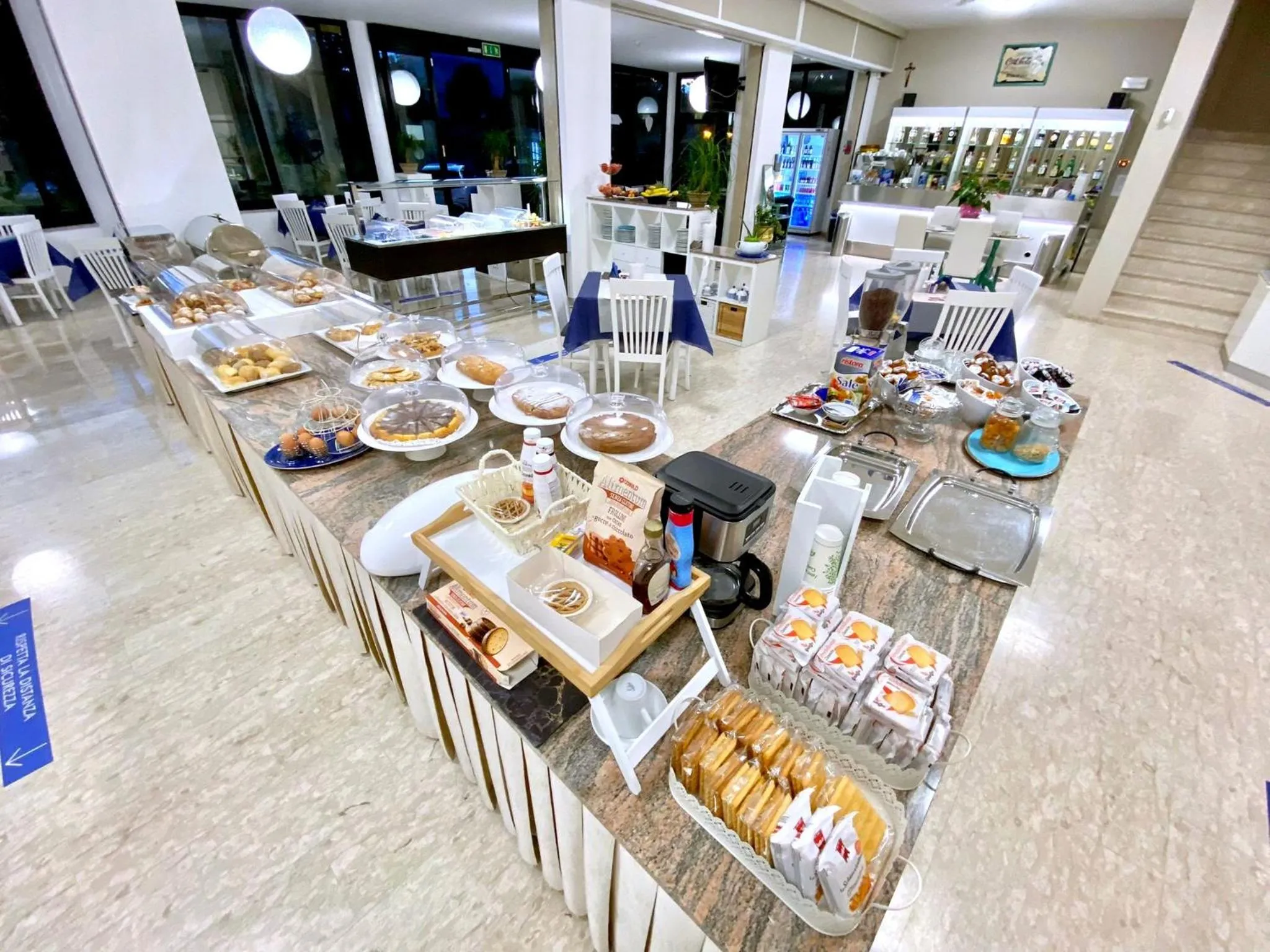 Buffet breakfast in Hotel Maioli - Colazione XXL fino alle 12