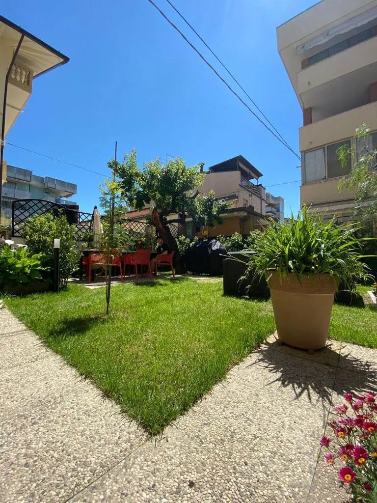 Garden in Hotel Maioli - Colazione XXL fino alle 12