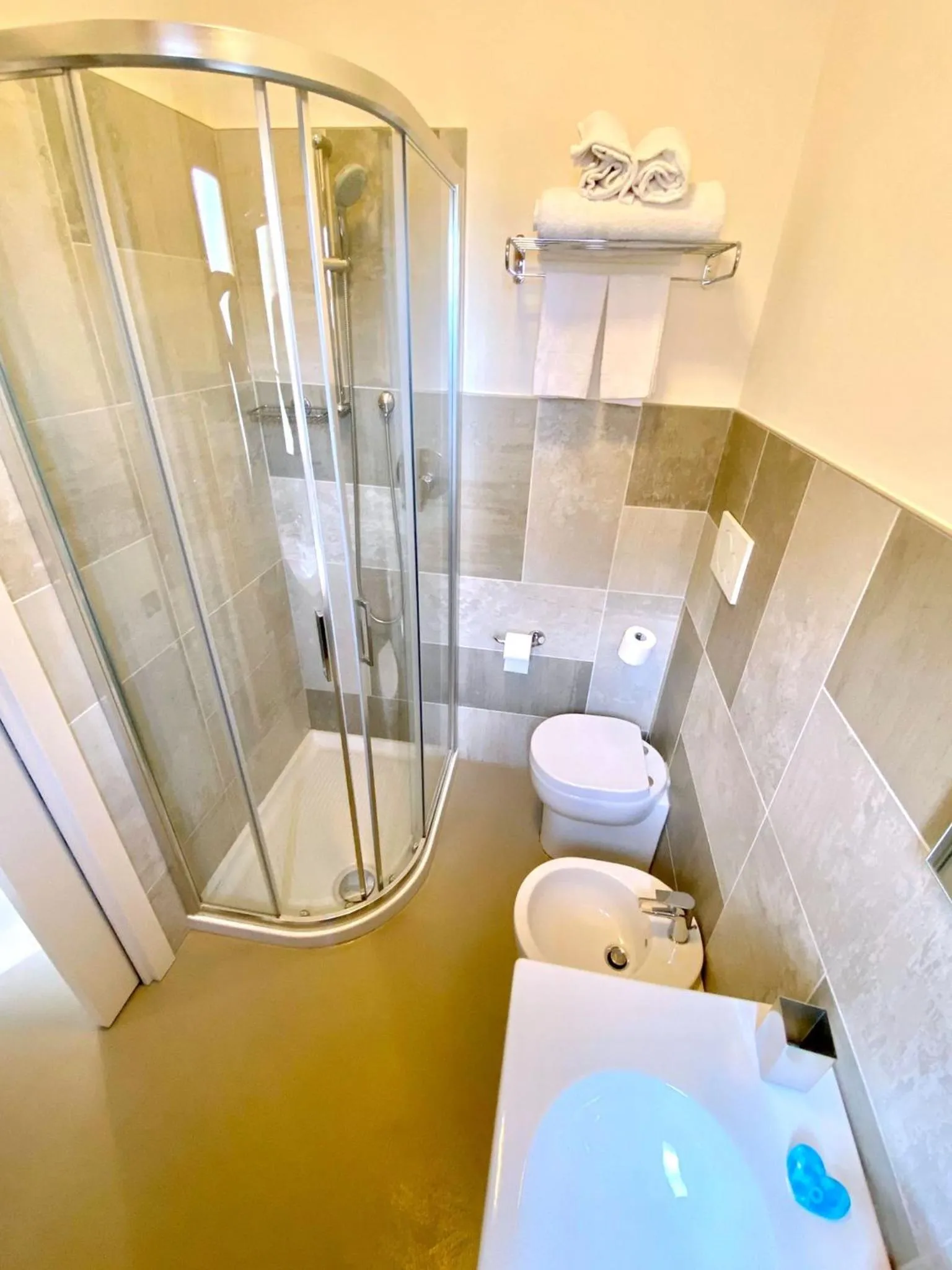 Bathroom in Hotel Maioli - Colazione XXL fino alle 12