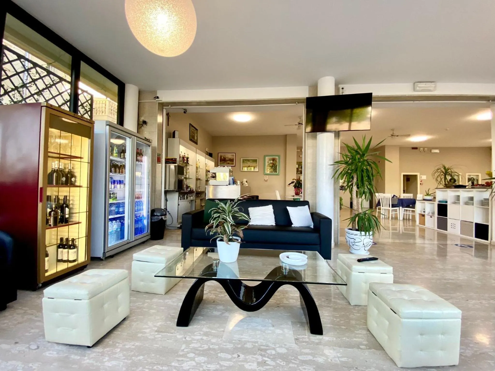 Lounge or bar in Hotel Maioli - Colazione XXL fino alle 12