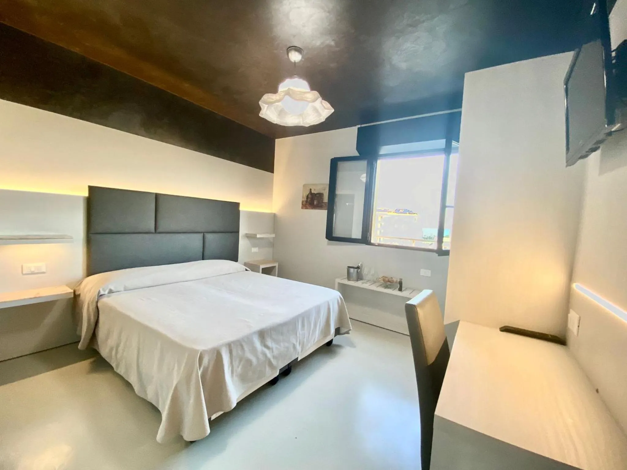 Bedroom, Bed in Hotel Maioli - Colazione XXL fino alle 12