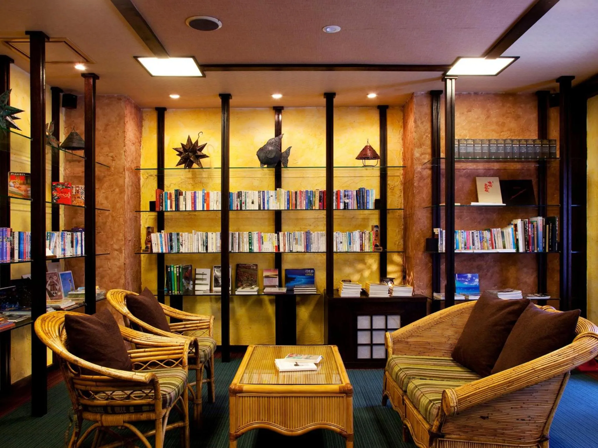 Lounge or bar in Coco Garden Resort Okinawa