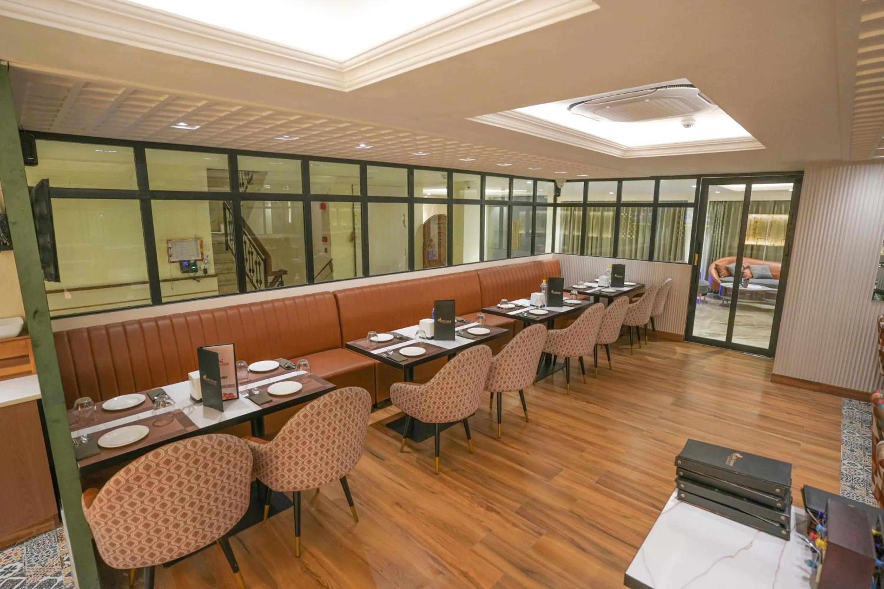 Restaurant/places to eat in Atithi House