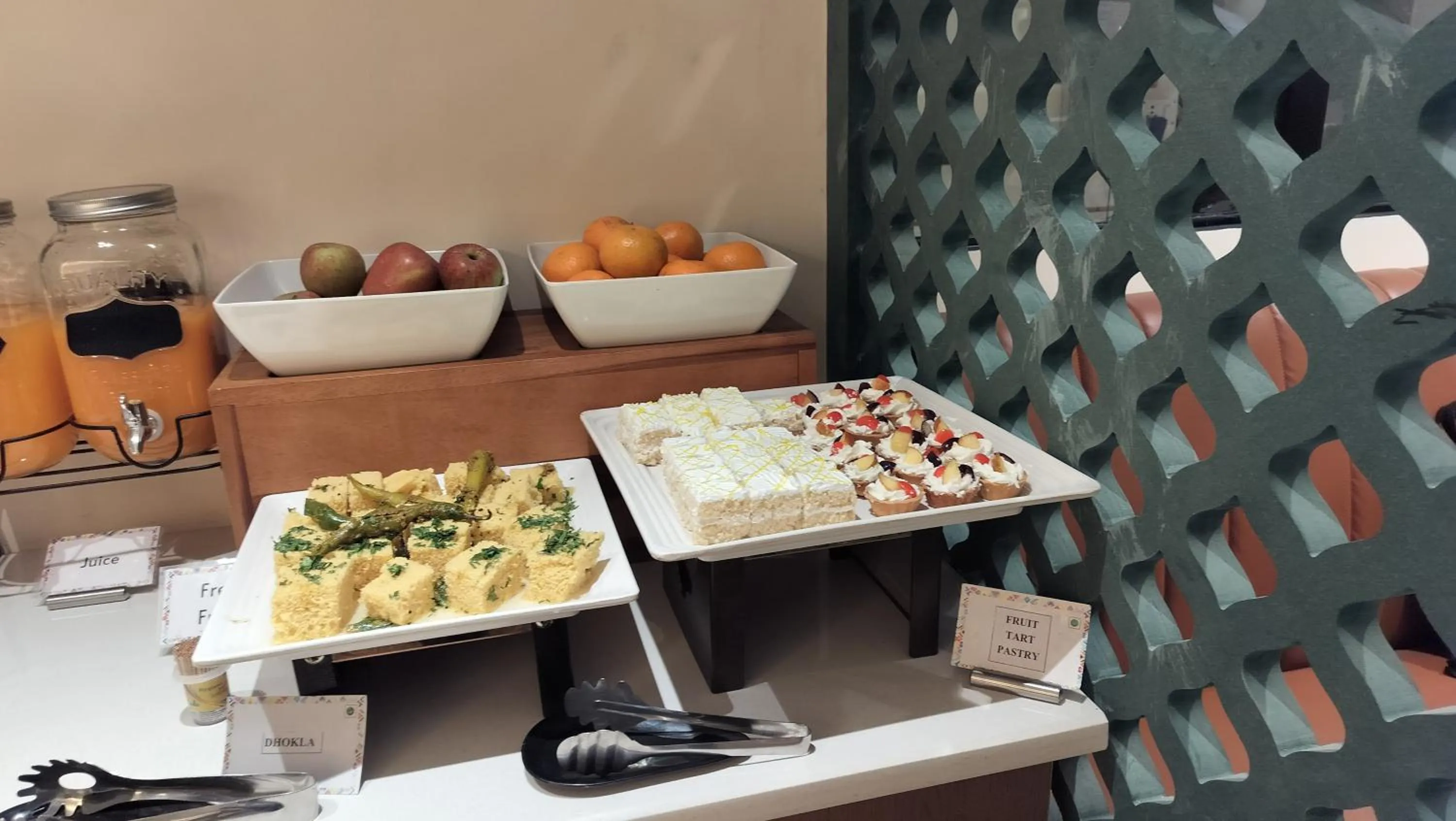 Restaurant/places to eat in Atithi House