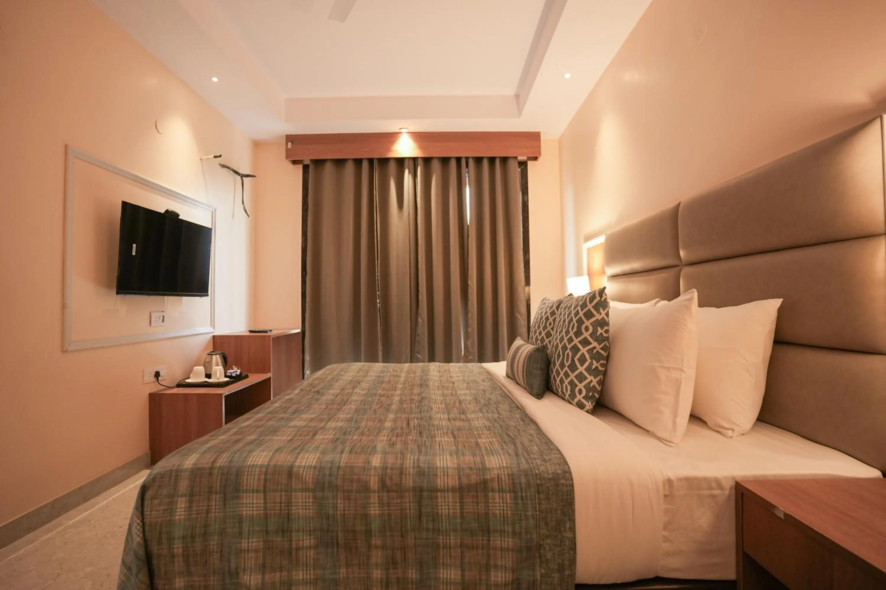 Photo of the whole room, Bed in Atithi House