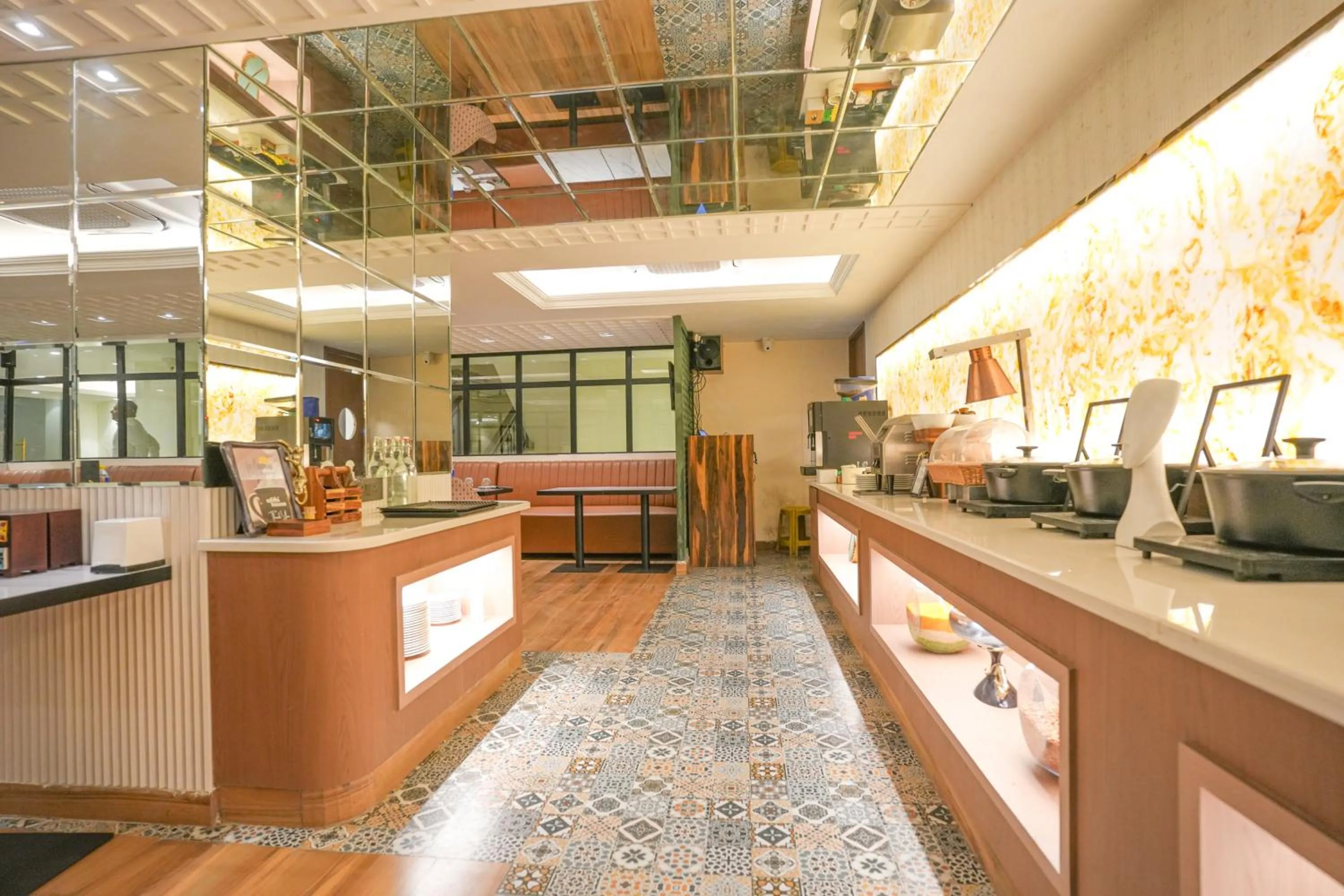 Restaurant/places to eat in Atithi House