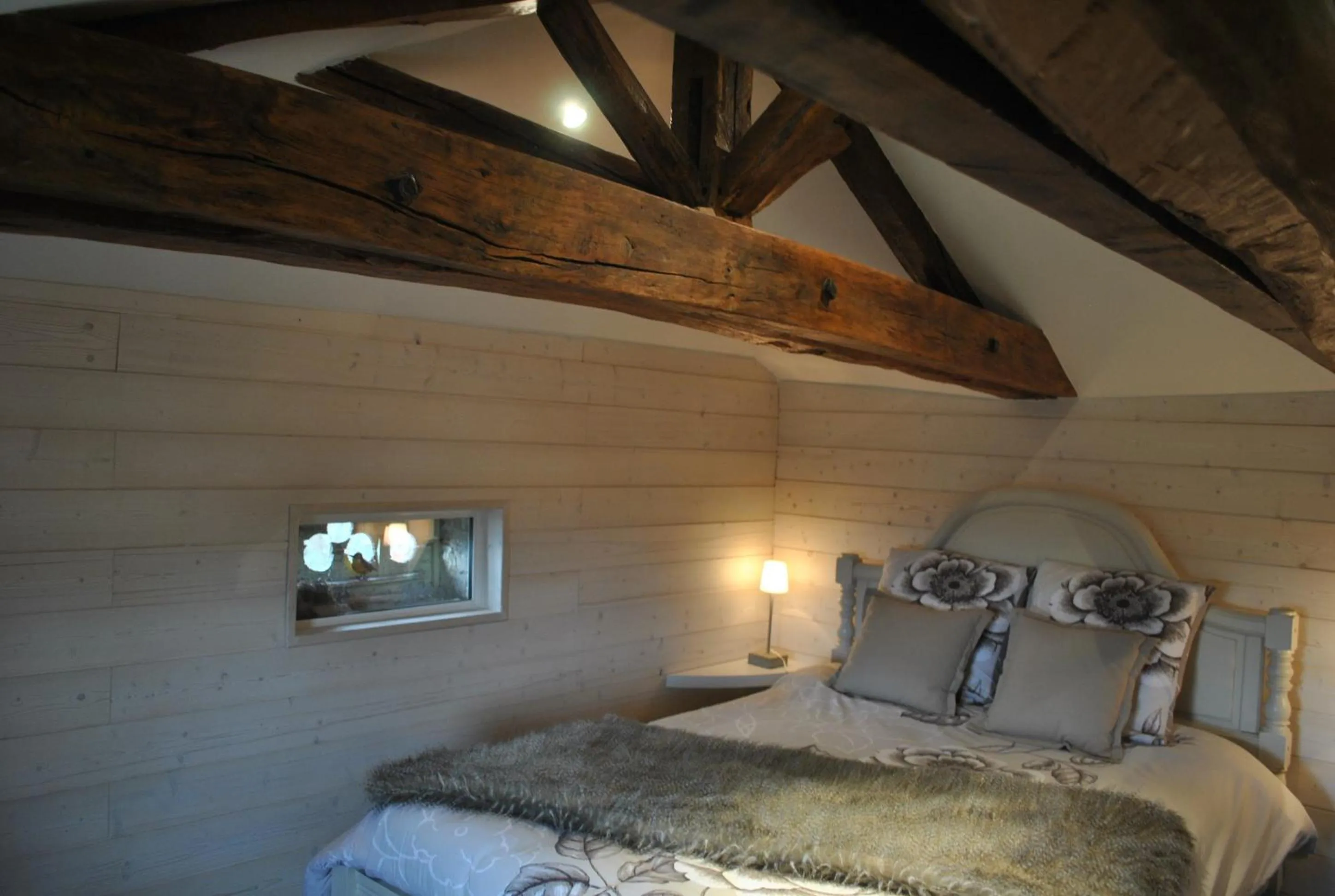 Bed in Auvergnat'Home