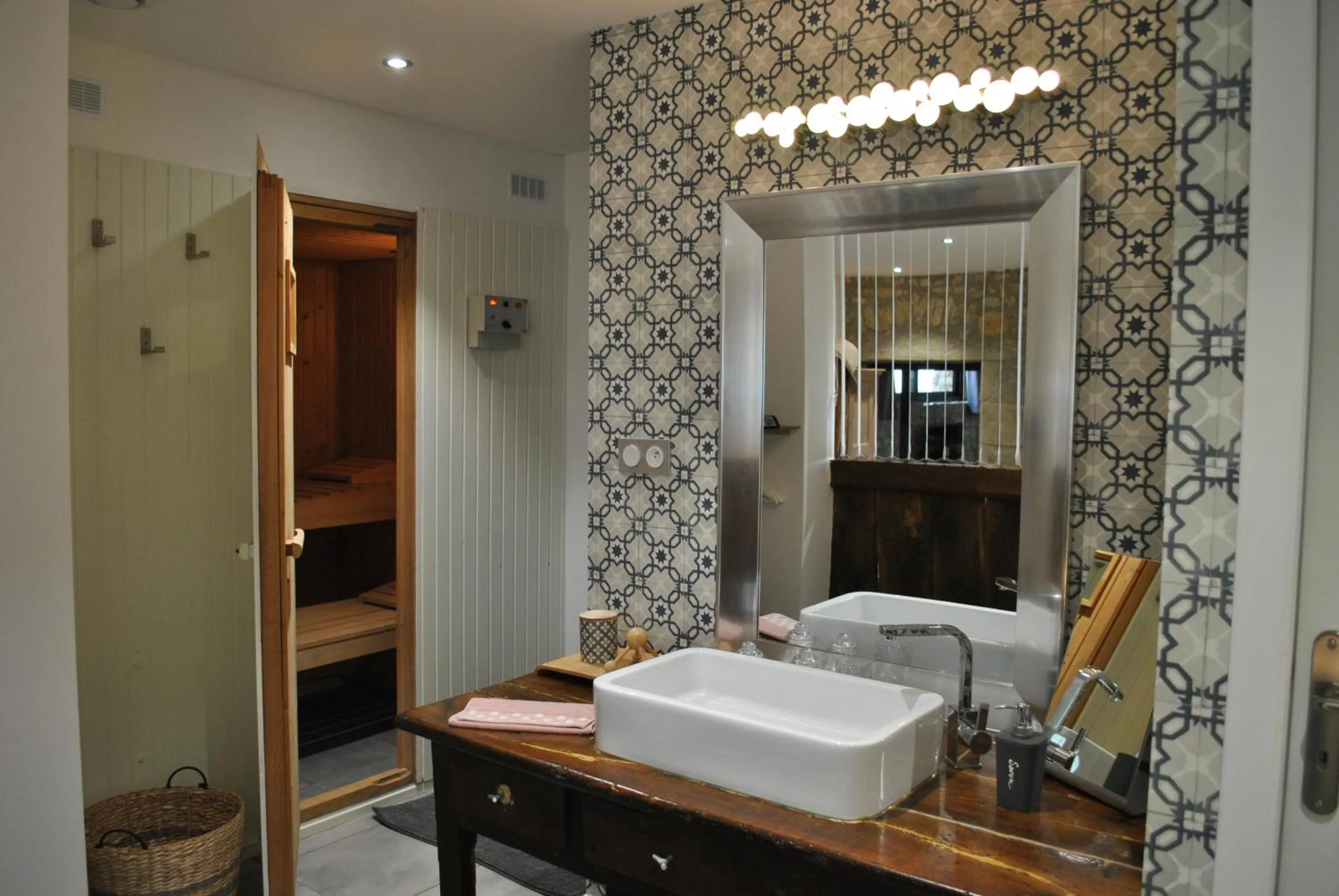 Sauna in Auvergnat'Home