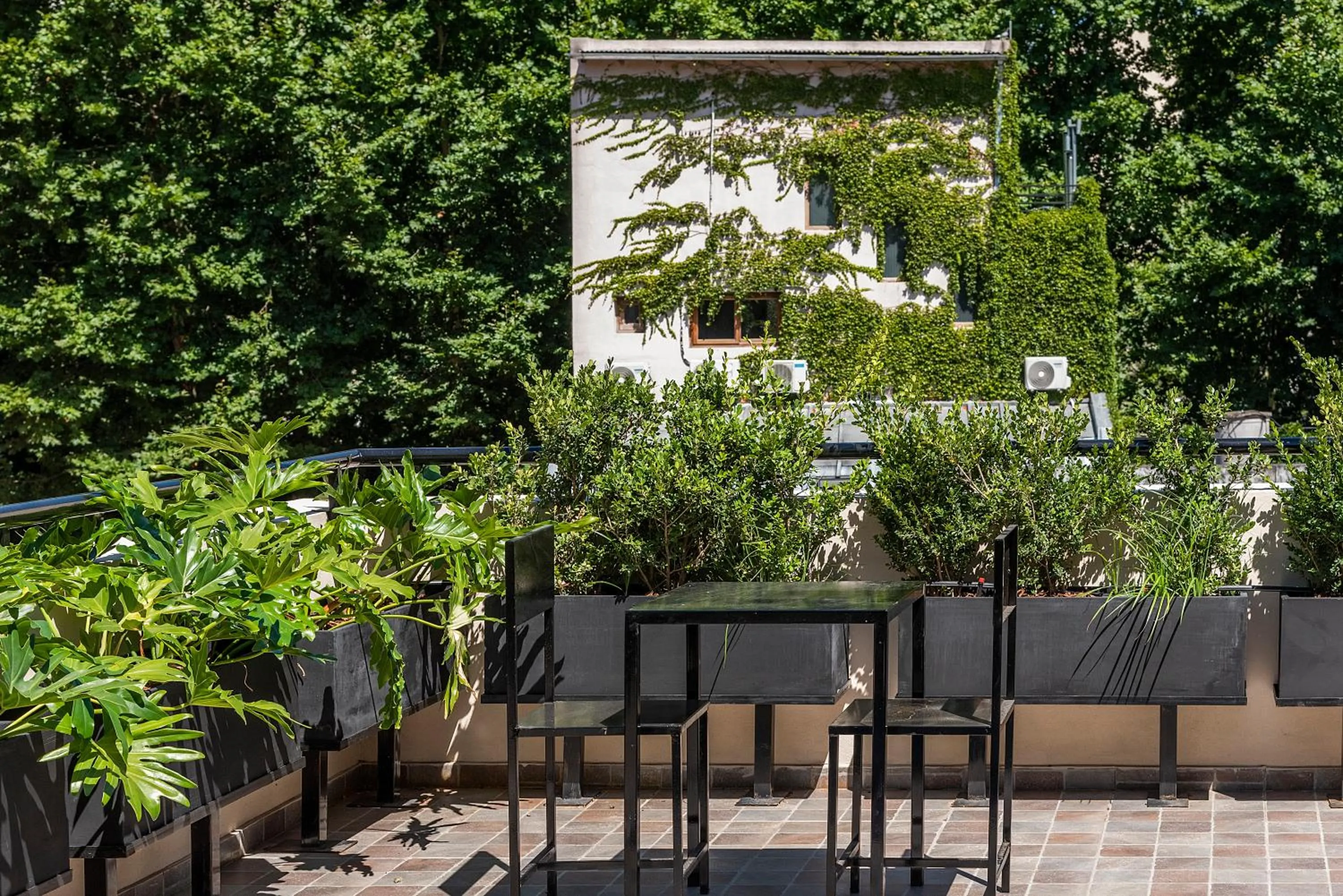 Property building in H5063