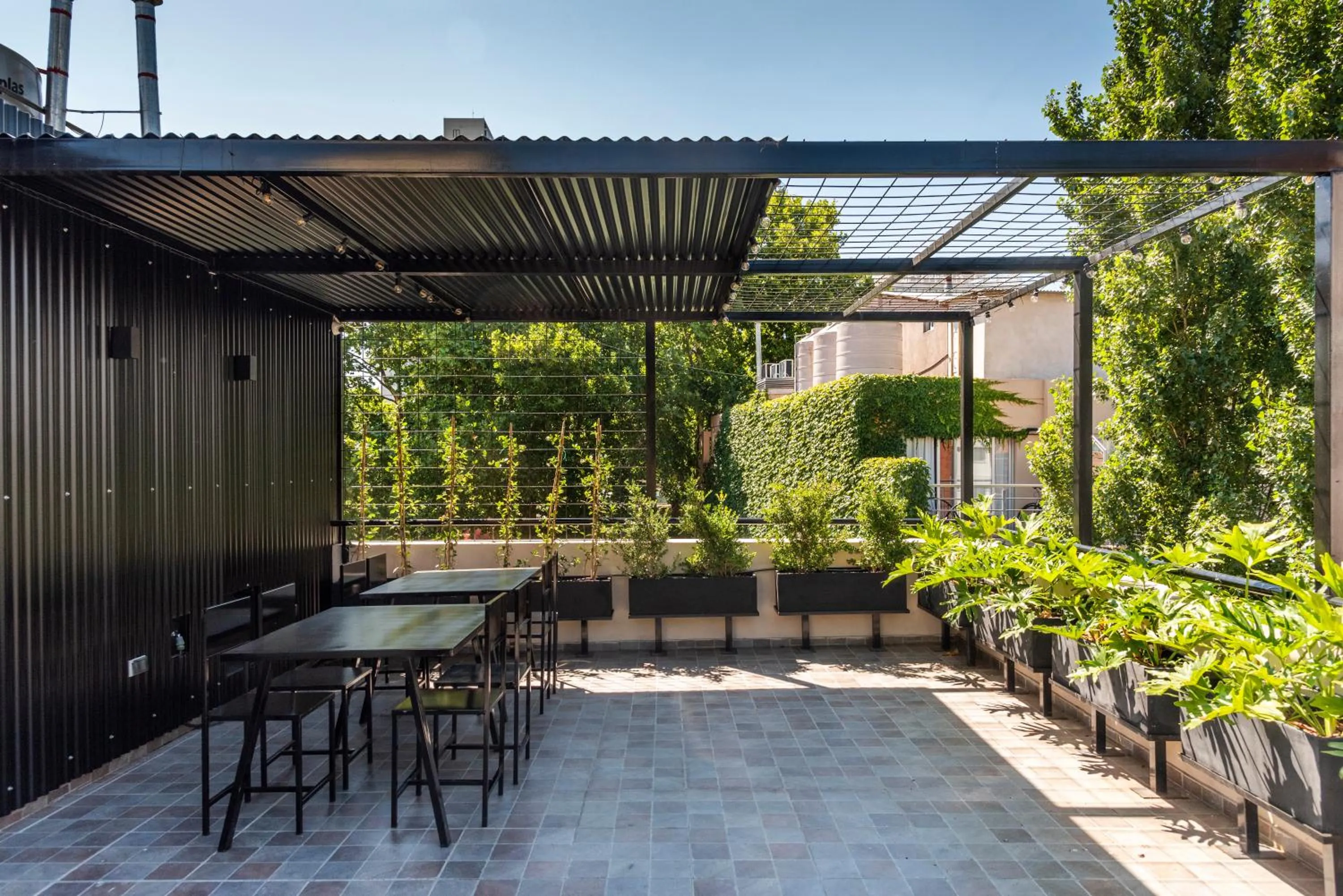 Property building in H5063