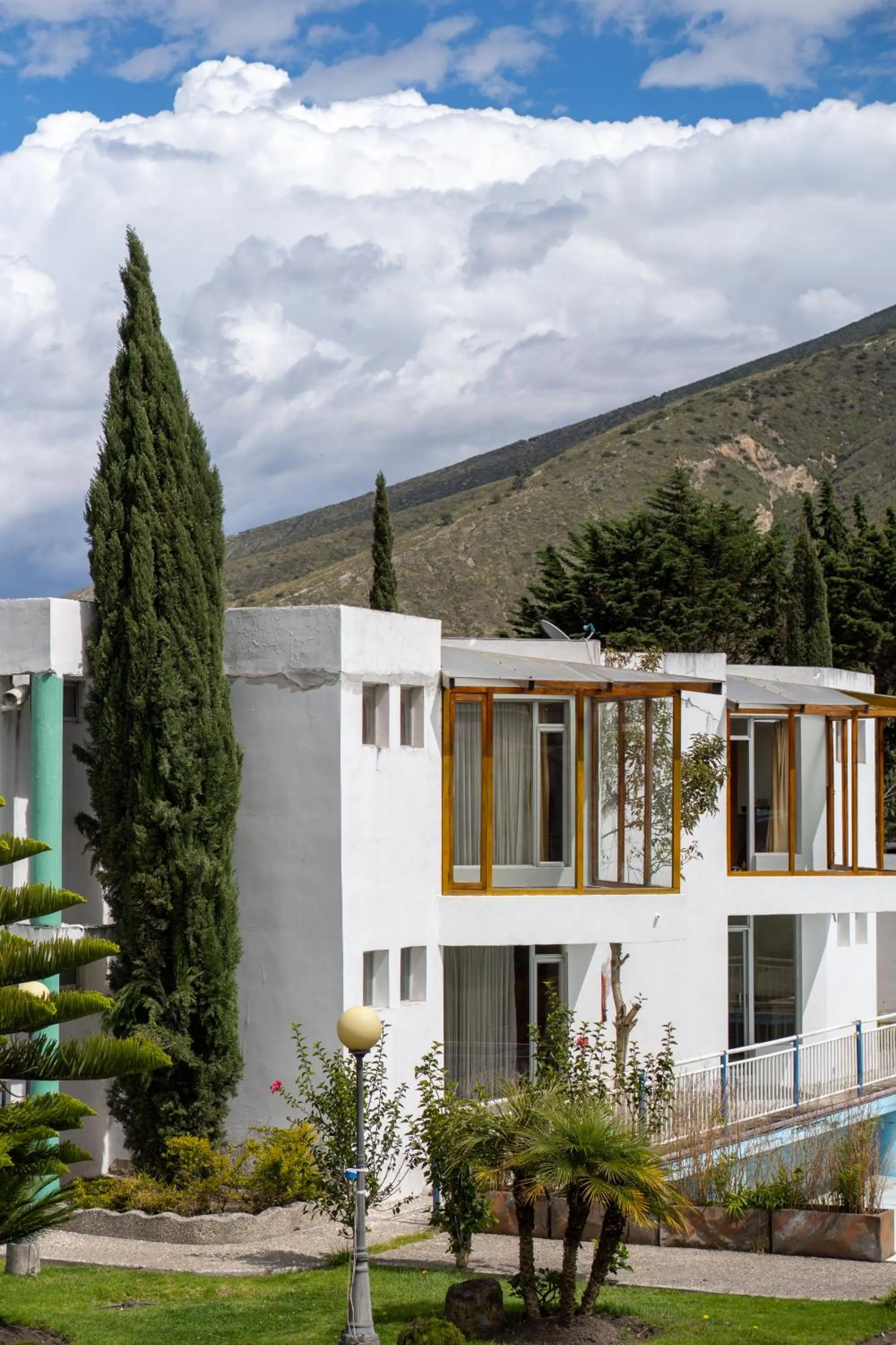 Property building in Chaupimundo Lodge