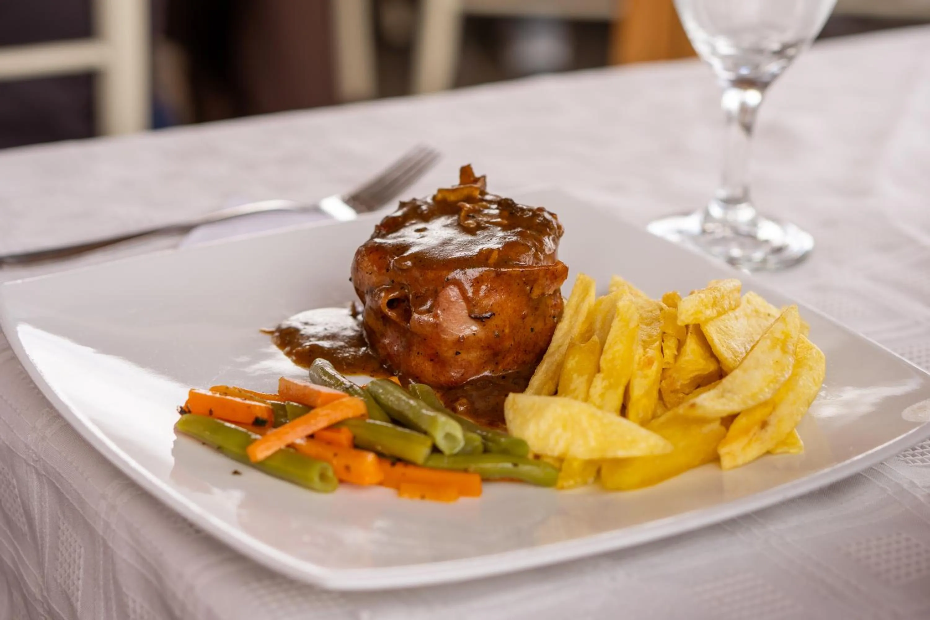 Restaurant/places to eat in Chaupimundo Lodge