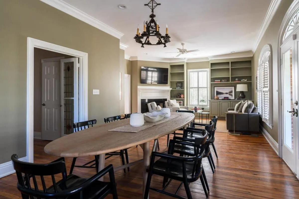 Church St Collection - 109 Whole House and Pool