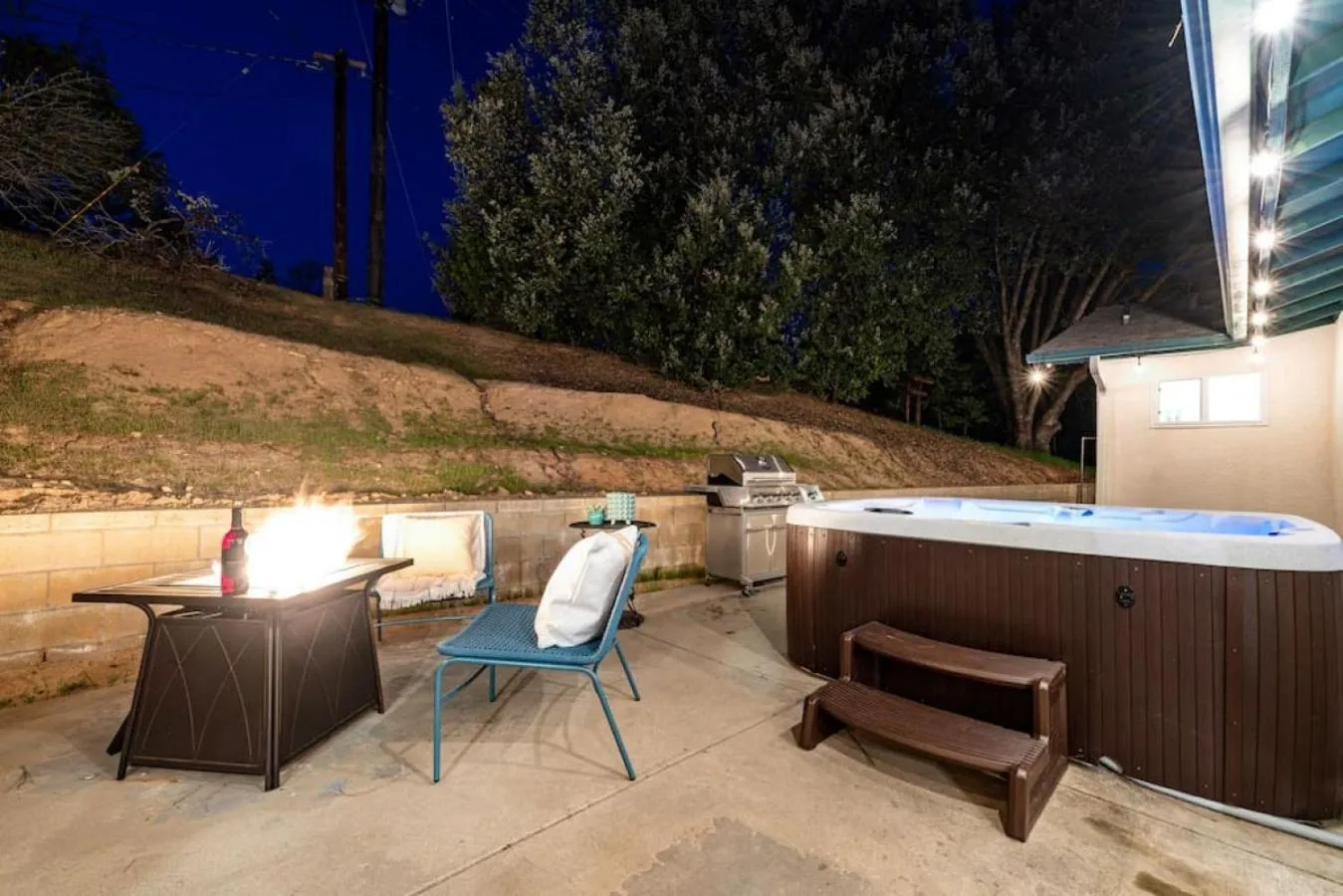 Manic Mountain Forest Cabin 3 miles from Bass Lake