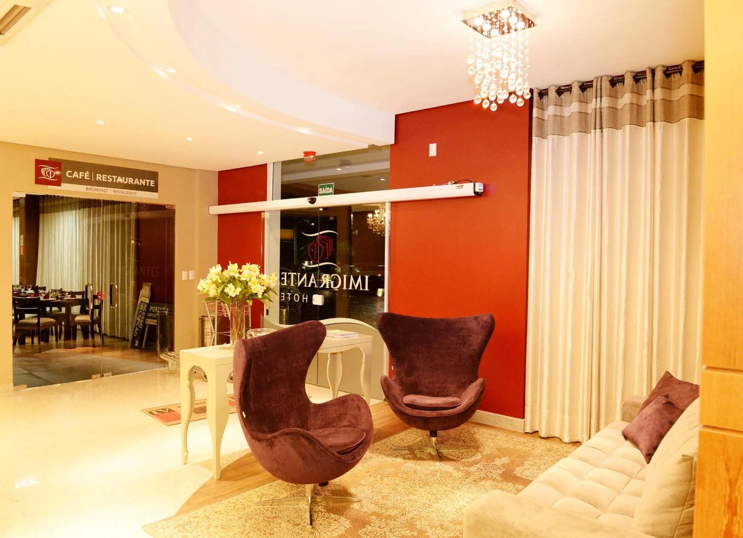 Lobby or reception in Imigrantes Hotel