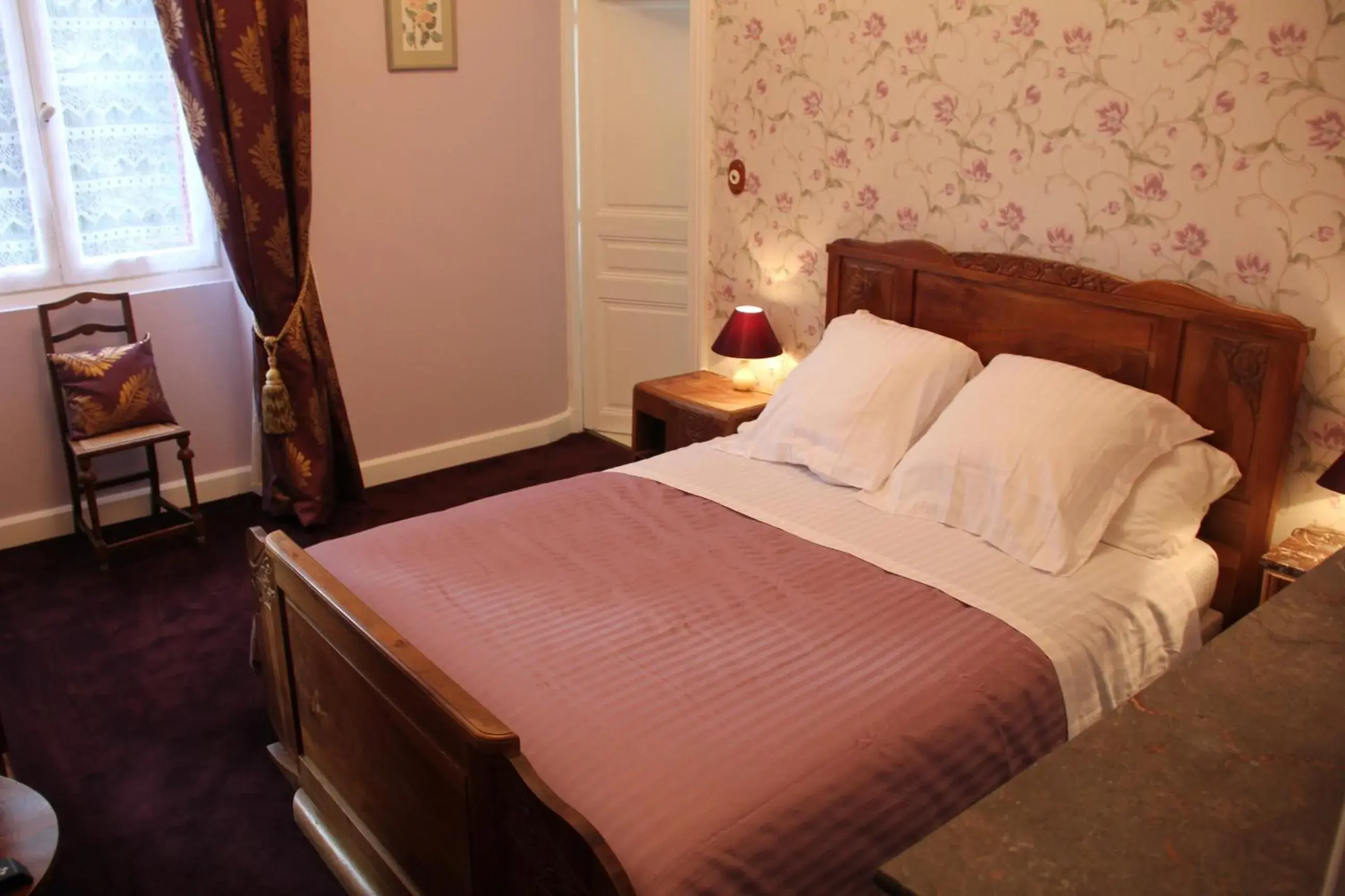 Standard Double Room in Chateau Lezat - Chambres d'Hotes Standard Double Room in Chateau Lezat - Chambres d'Hotes