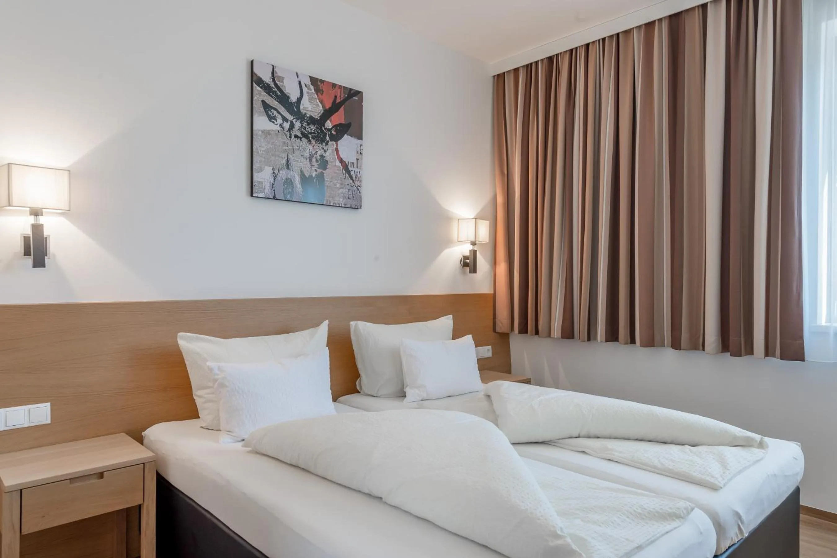 Photo of the whole room, Bed in Apart Hotel Garni Wieser