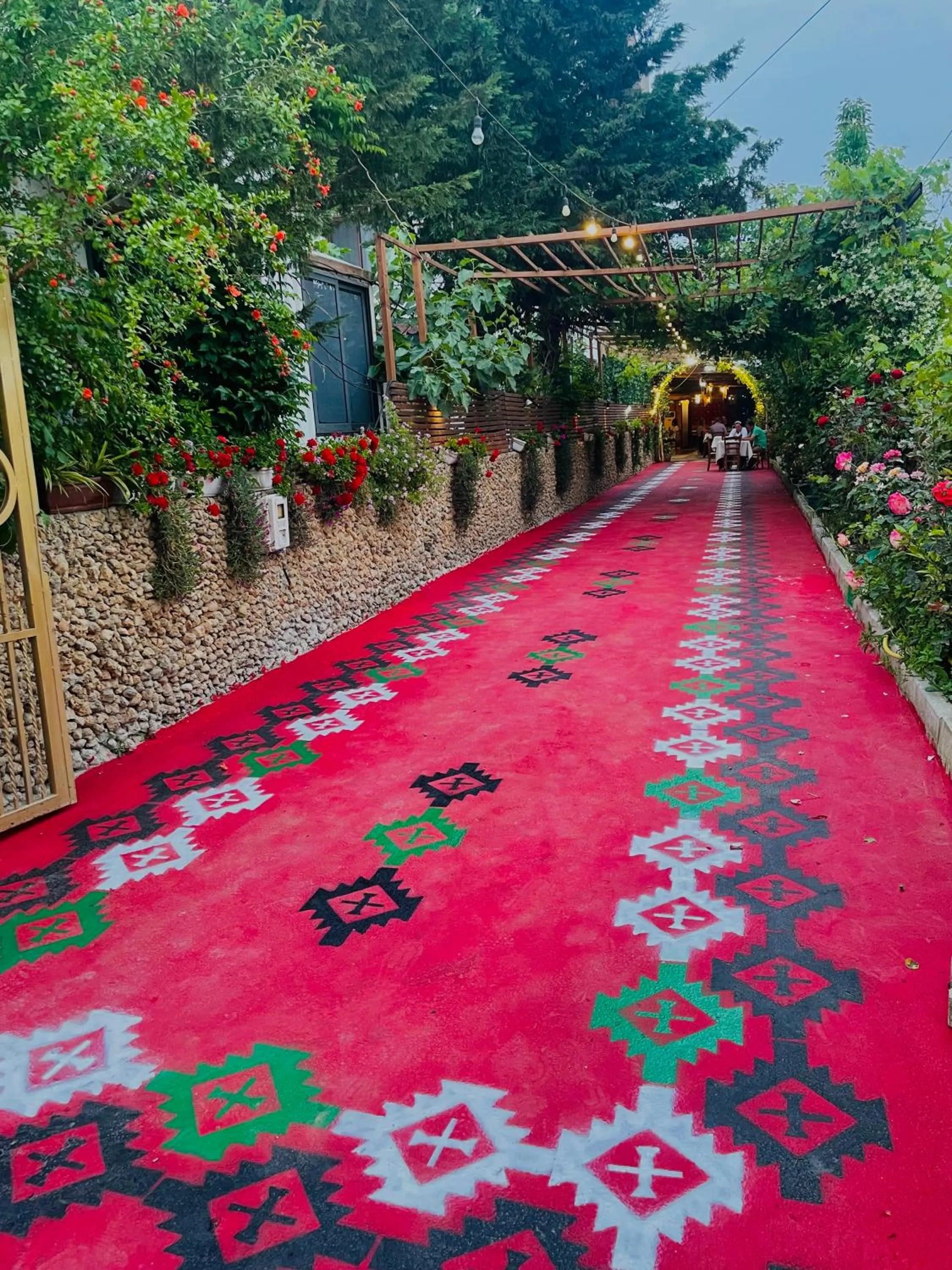 Property building in TE BUJTINA HOTEL- Cozy Stay with Traditional Breakfast Near Beach