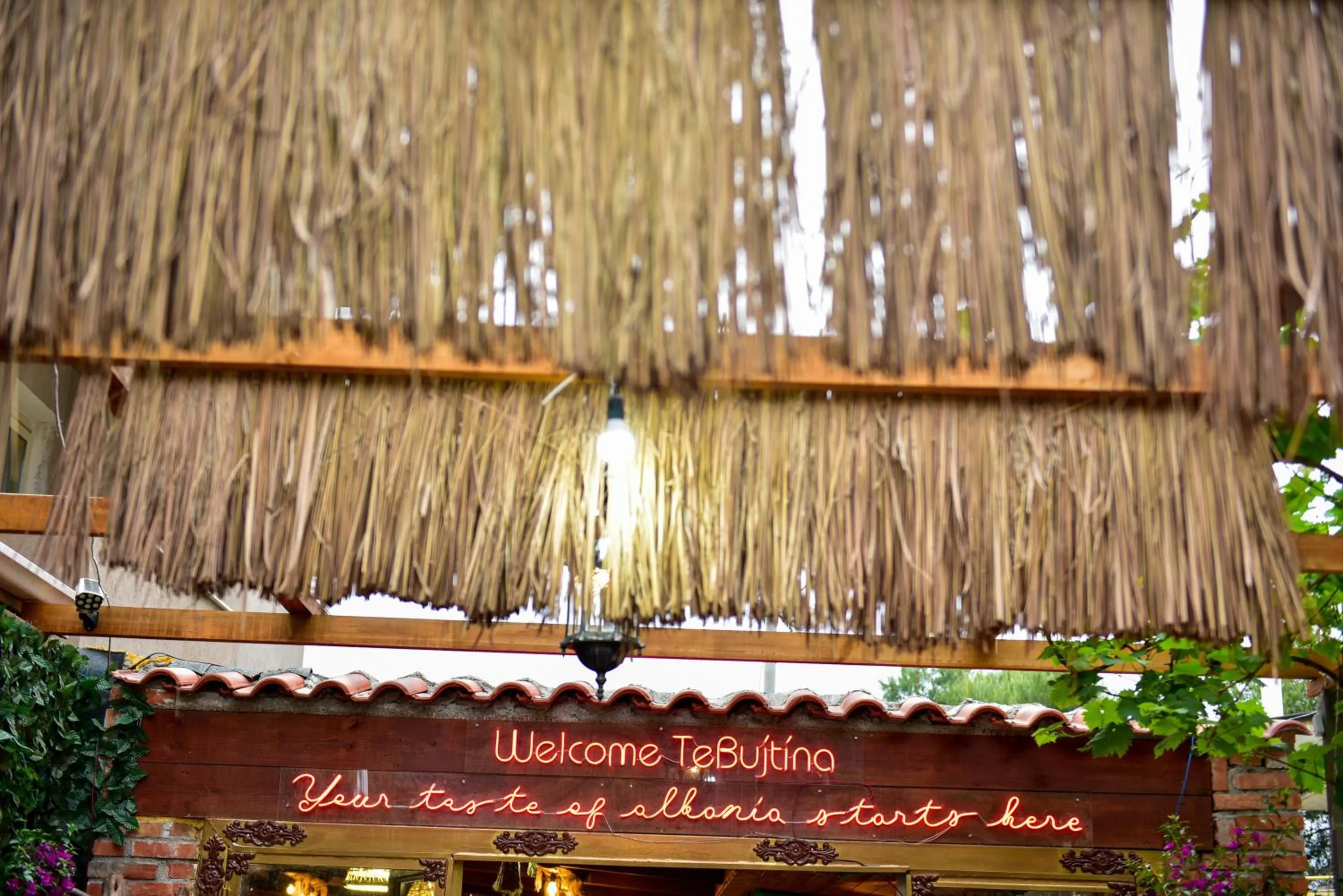 Property building in TE BUJTINA HOTEL- Cozy Stay with Traditional Breakfast Near Beach