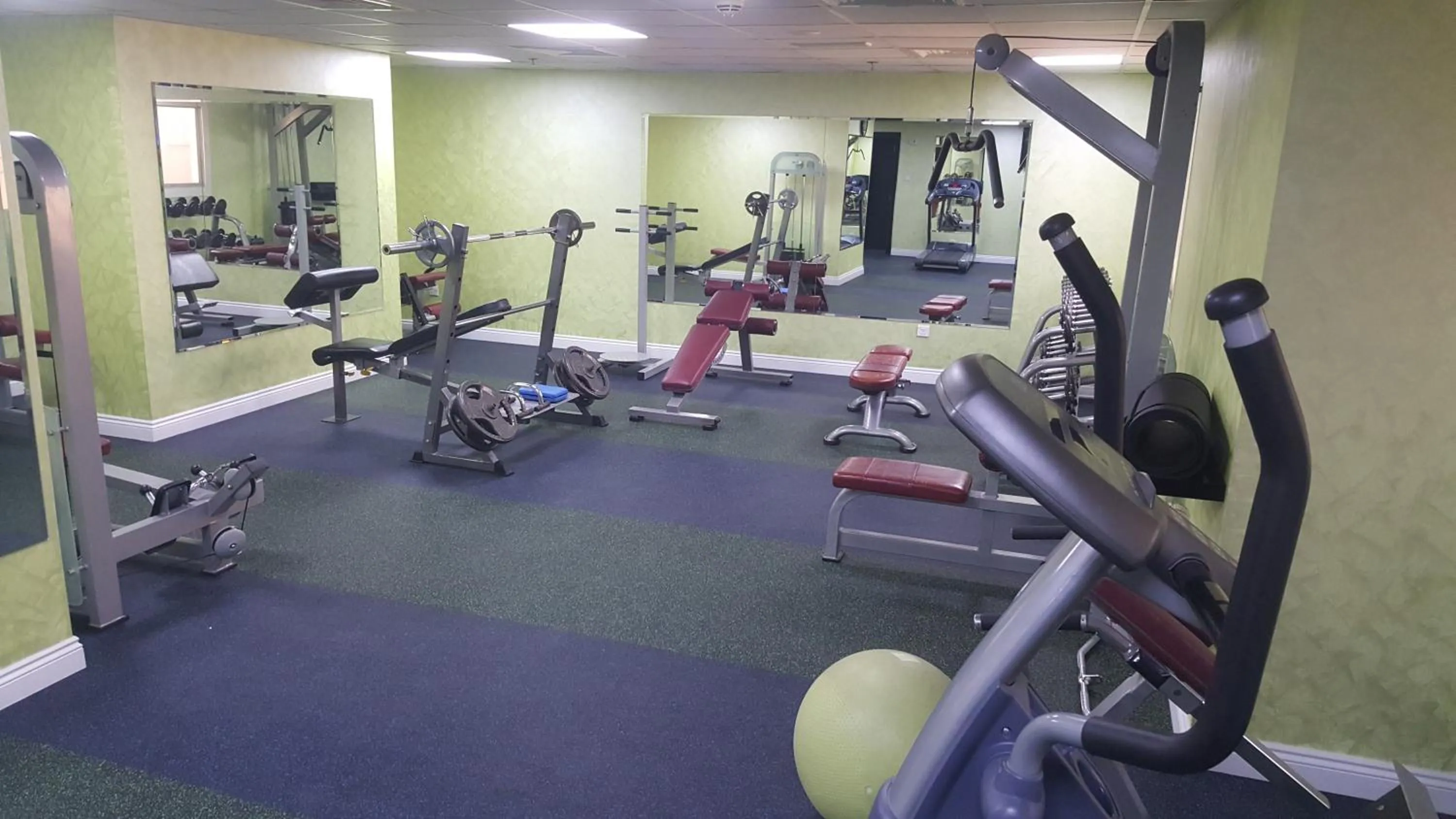 Fitness centre/facilities in Boulevard City Suites Hotel Apartments
