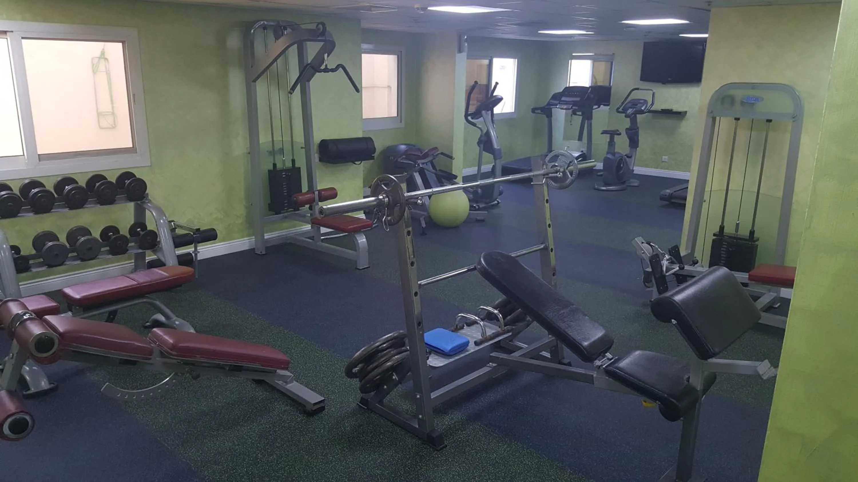 Fitness centre/facilities in Boulevard City Suites Hotel Apartments
