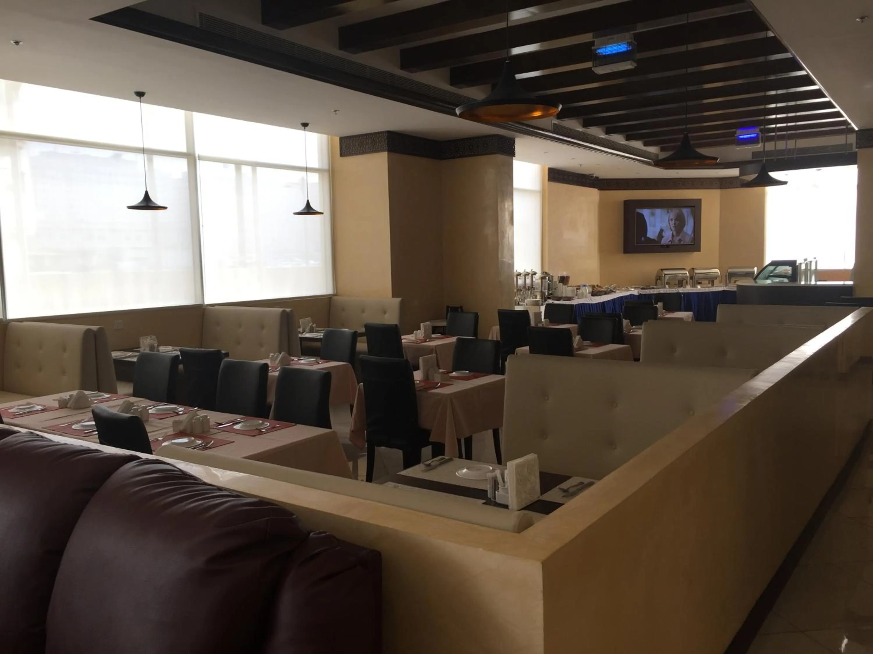 Restaurant/places to eat in Boulevard City Suites Hotel Apartments