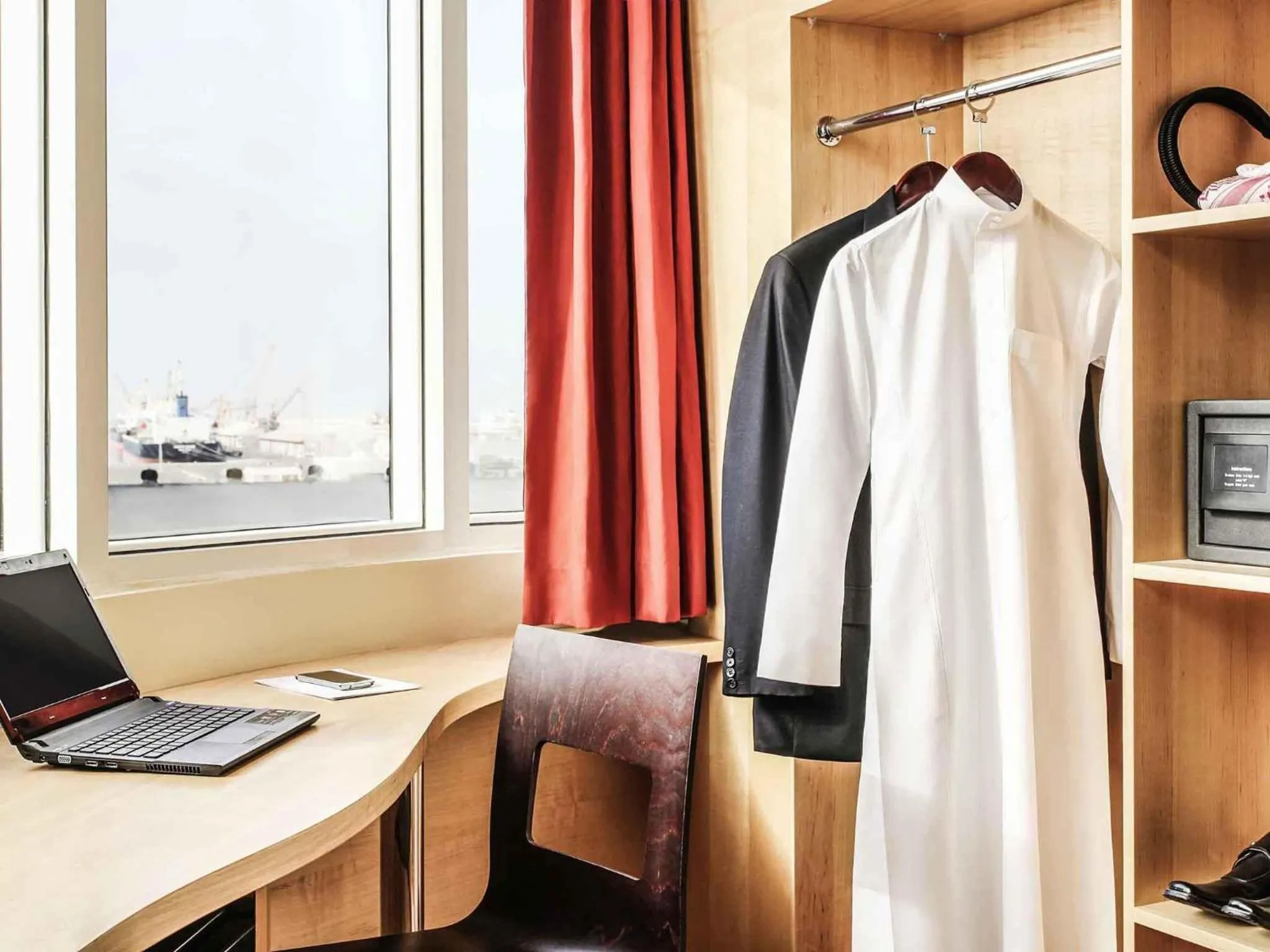 Bedroom in Ibis Yanbu