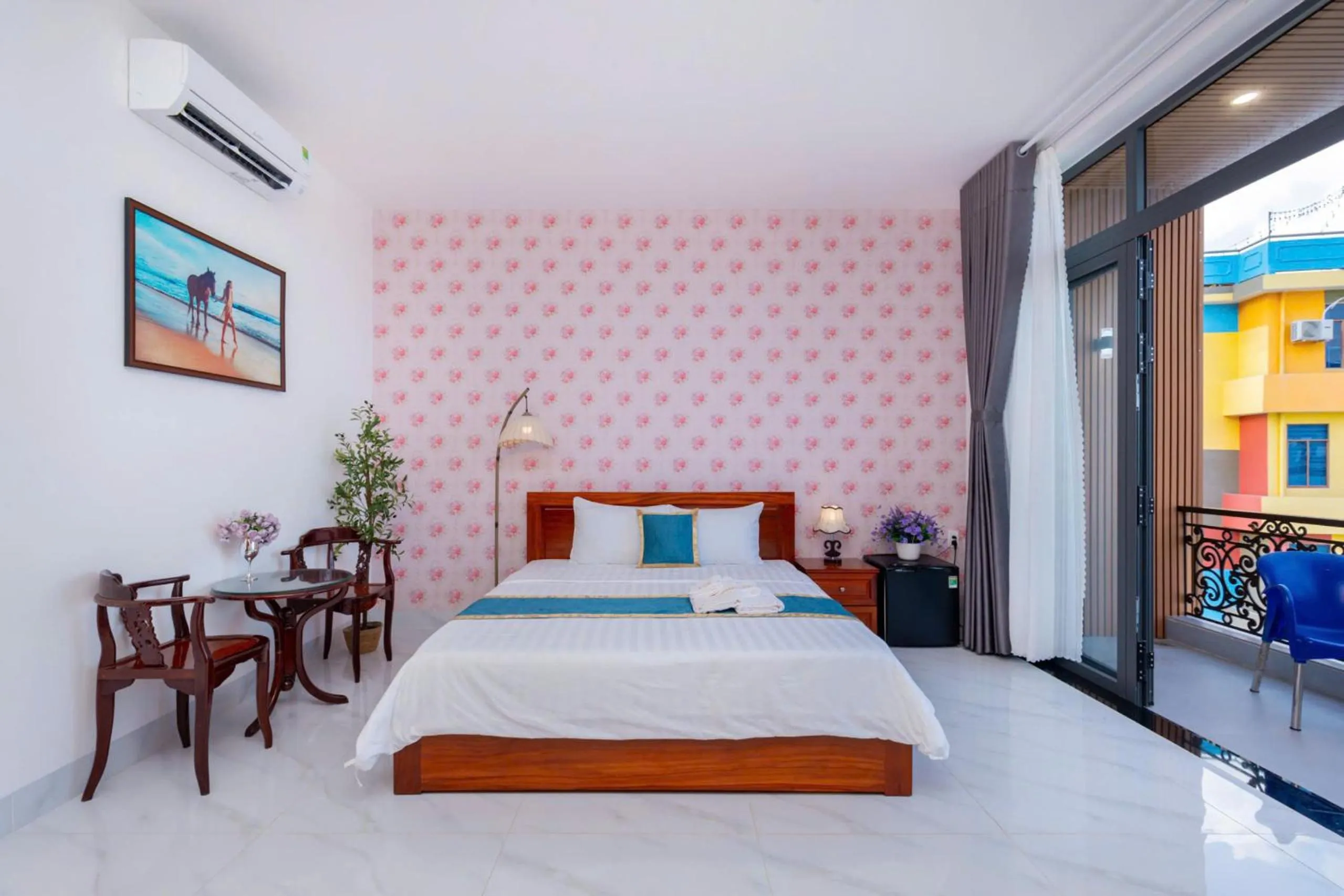 Bed in 126 Vung Tau Pool Villa Back Beach From 4 To 12 Rooms Options