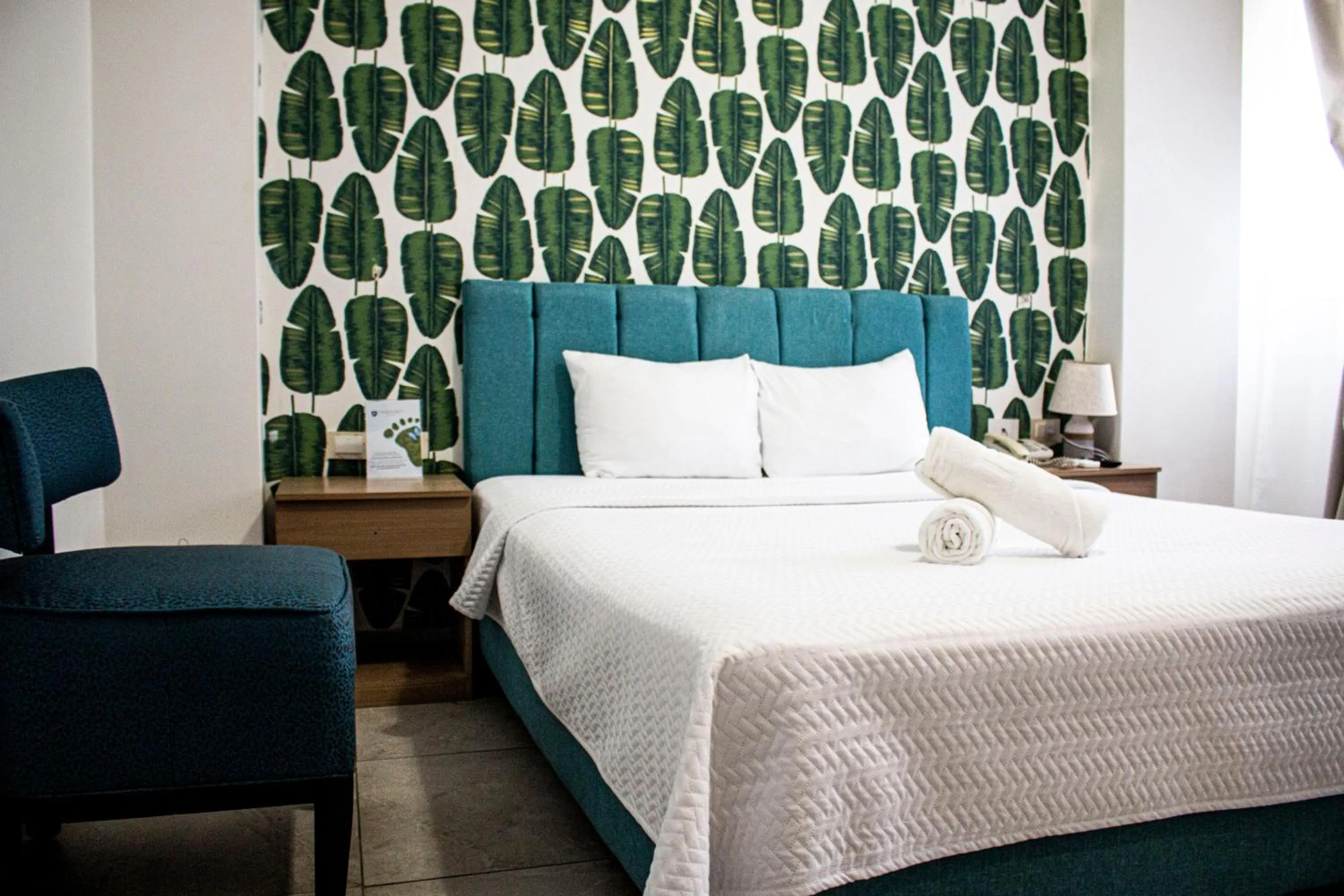 Property building, Bed in Hotel Presidente Beach Salinas