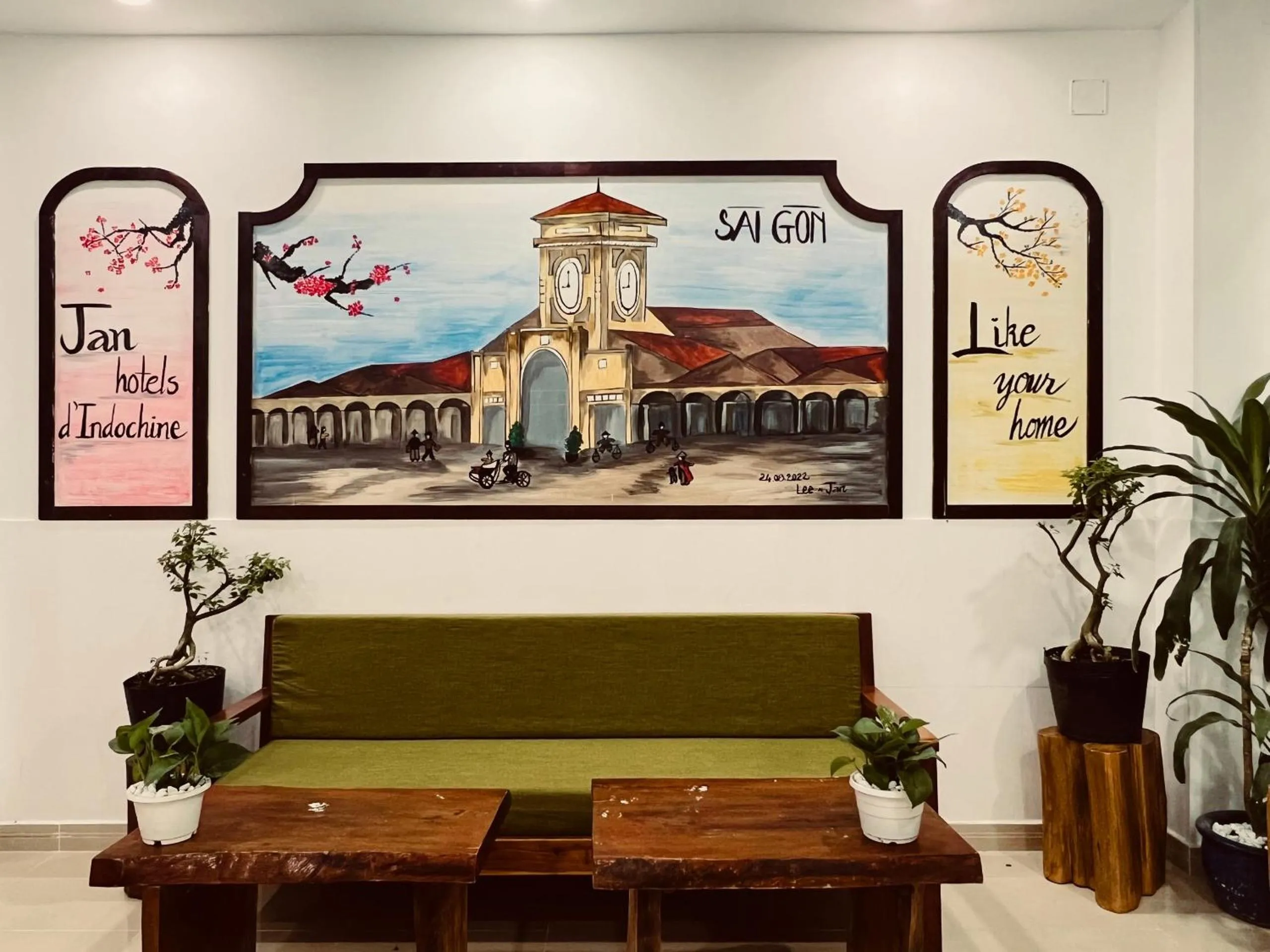 Jan Hostel Central Point