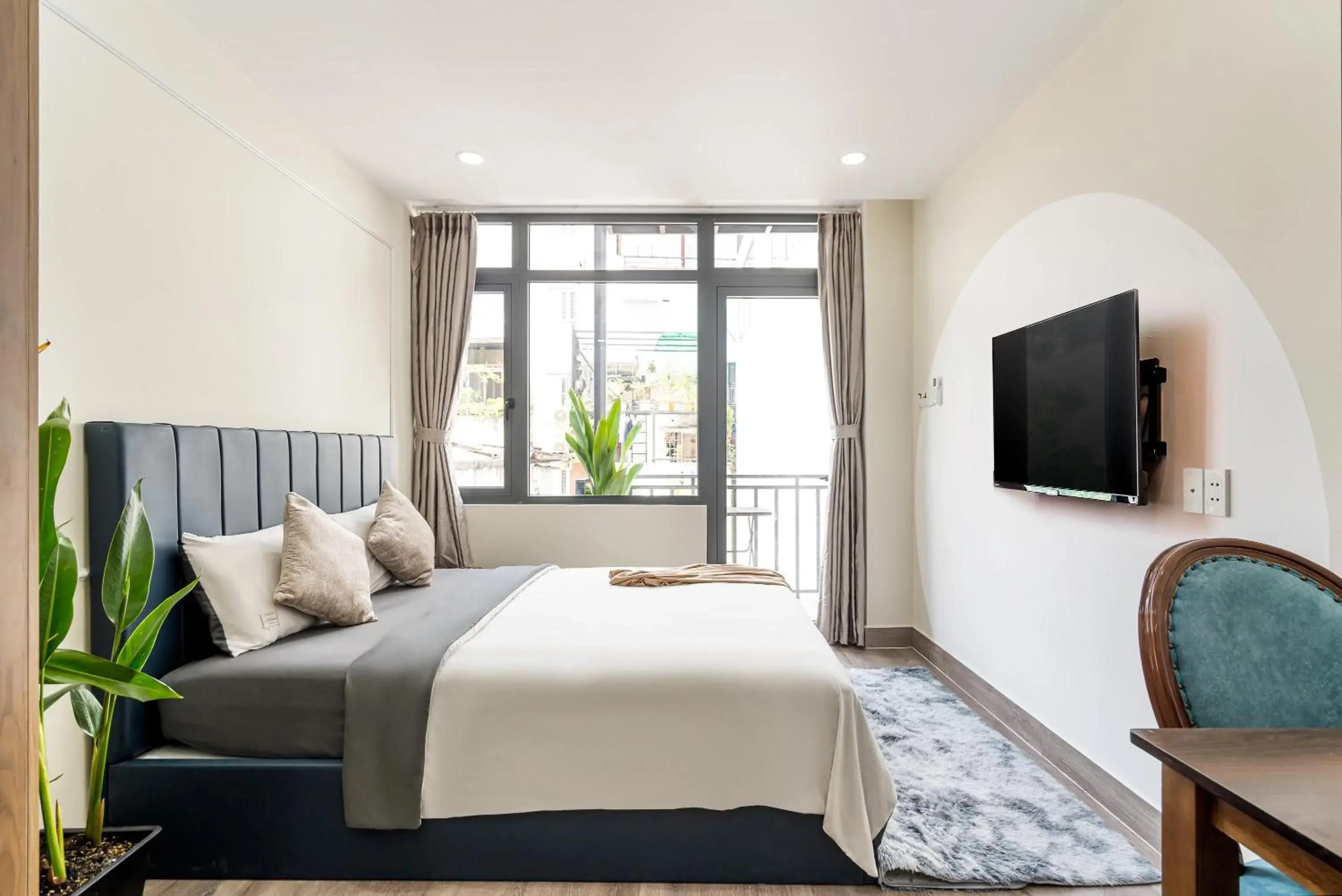 Double Room with Balcony - single occupancy in Jan Hostel Central Point Double Room with Balcony - single occupancy in Jan Hostel Central Point