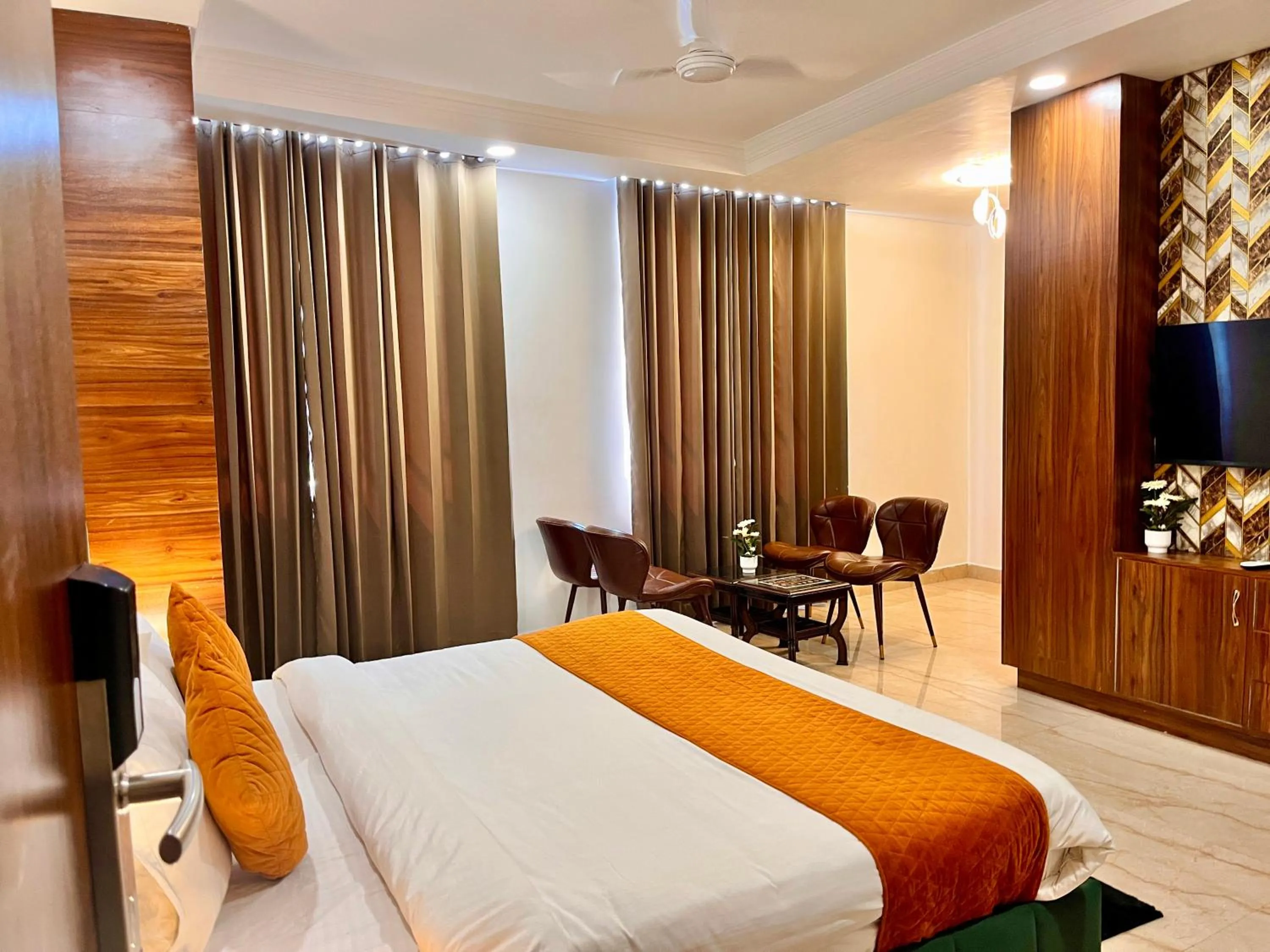 Bed in Hotel La Casa, Amritsar