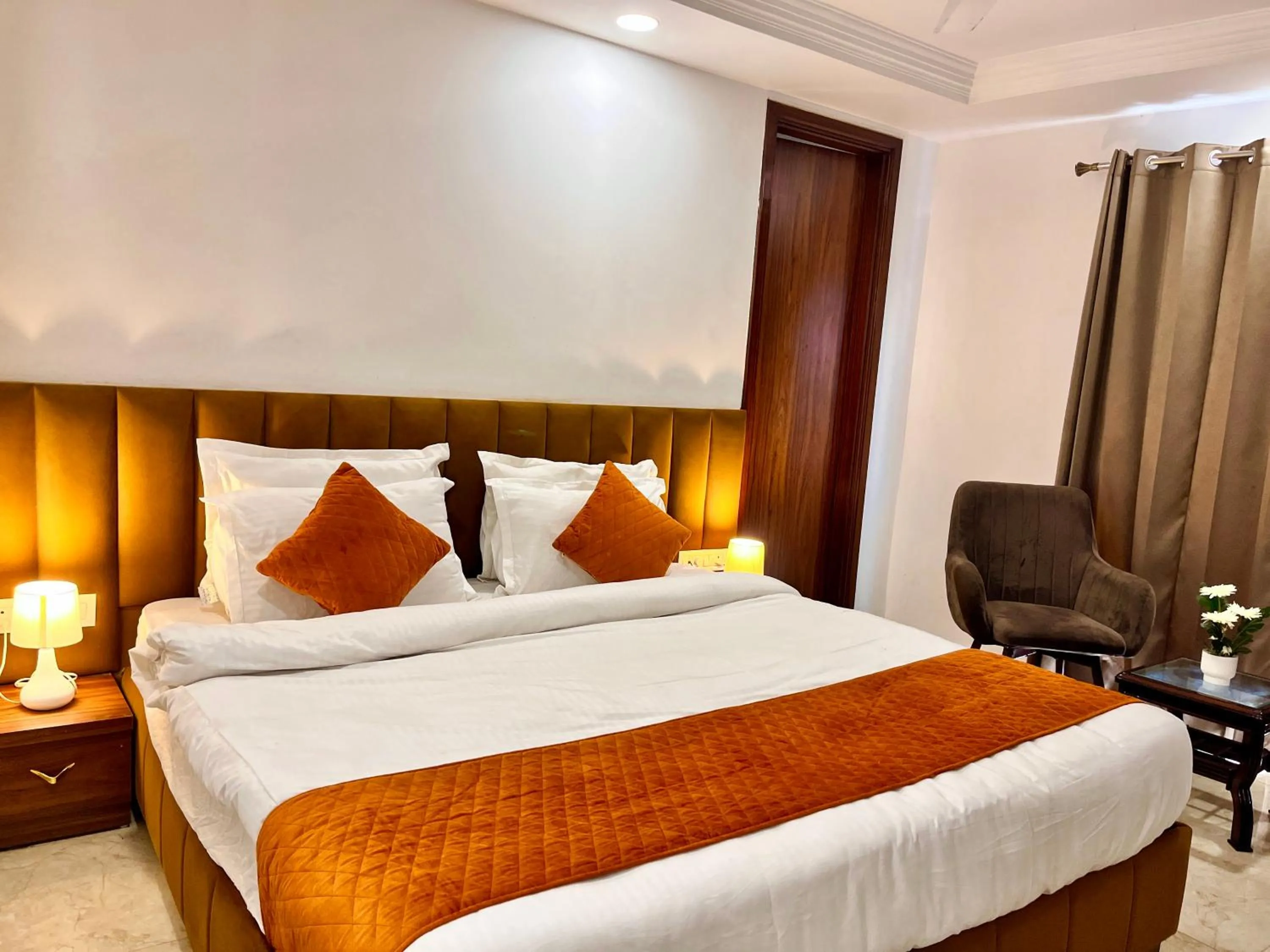 Bed in Hotel La Casa, Amritsar