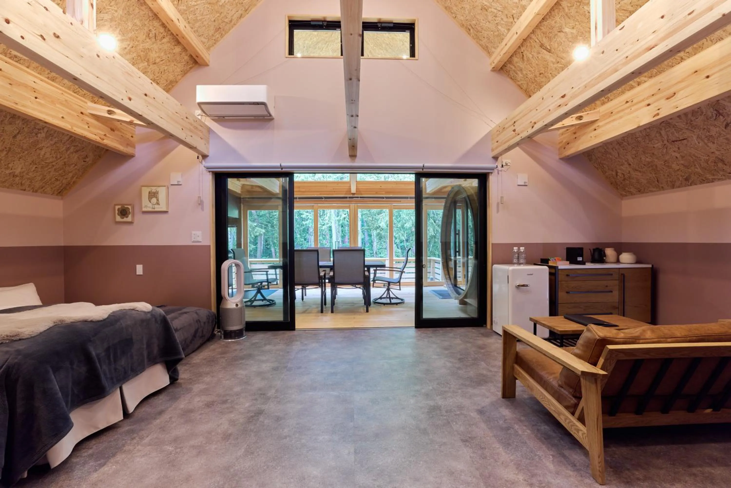 Bed in enico MtFuji Resort&Glamping