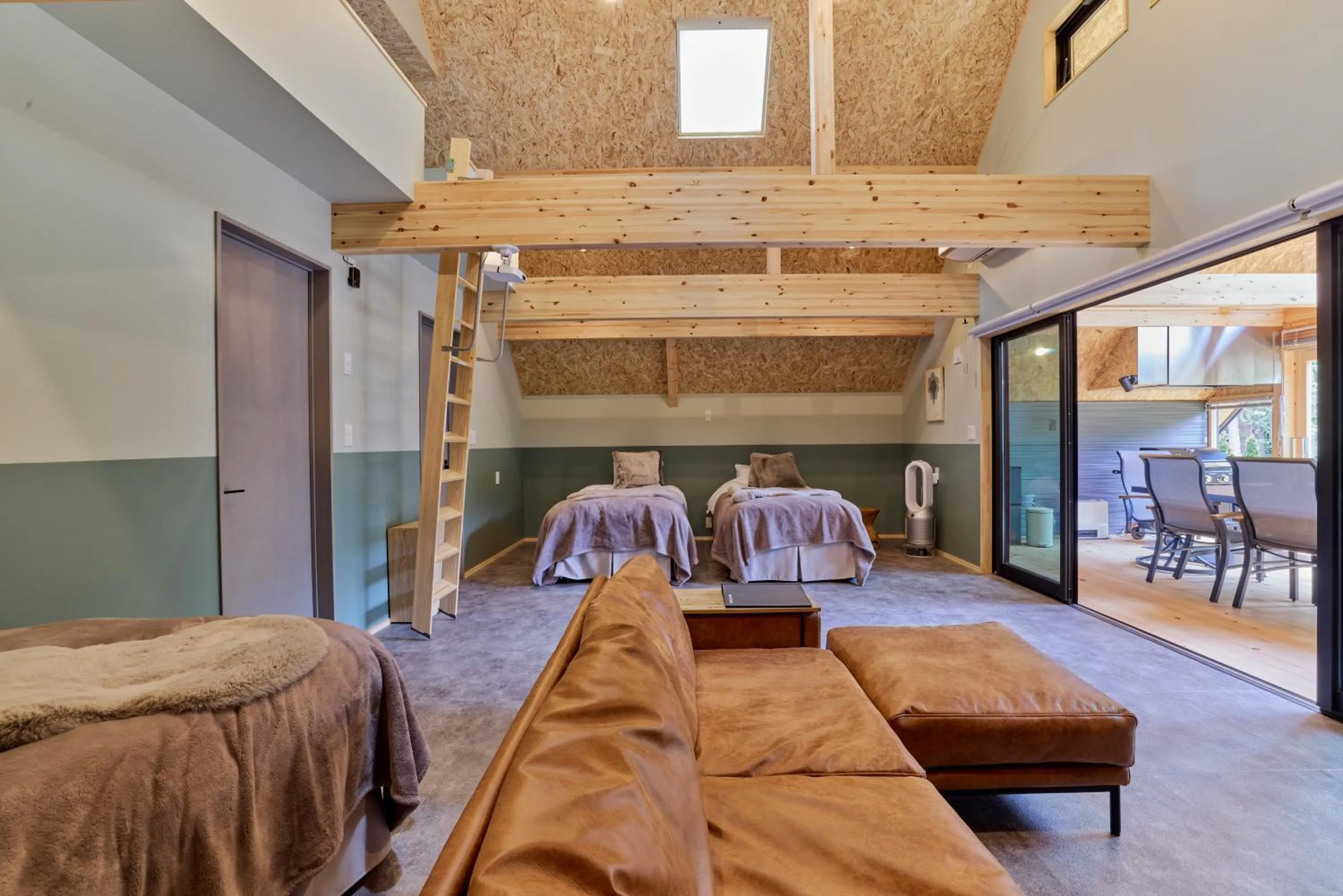 Bed in enico MtFuji Resort&Glamping