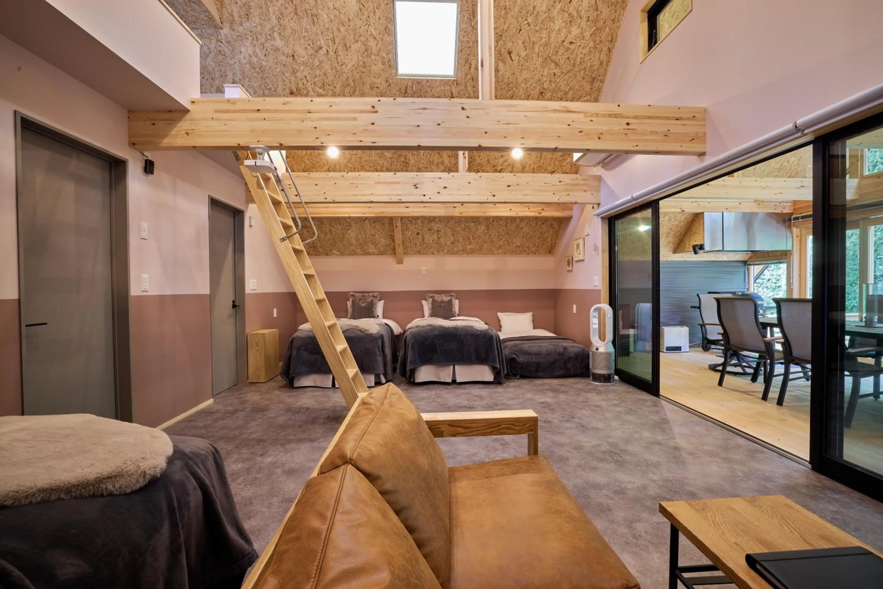 Bed in enico MtFuji Resort&Glamping