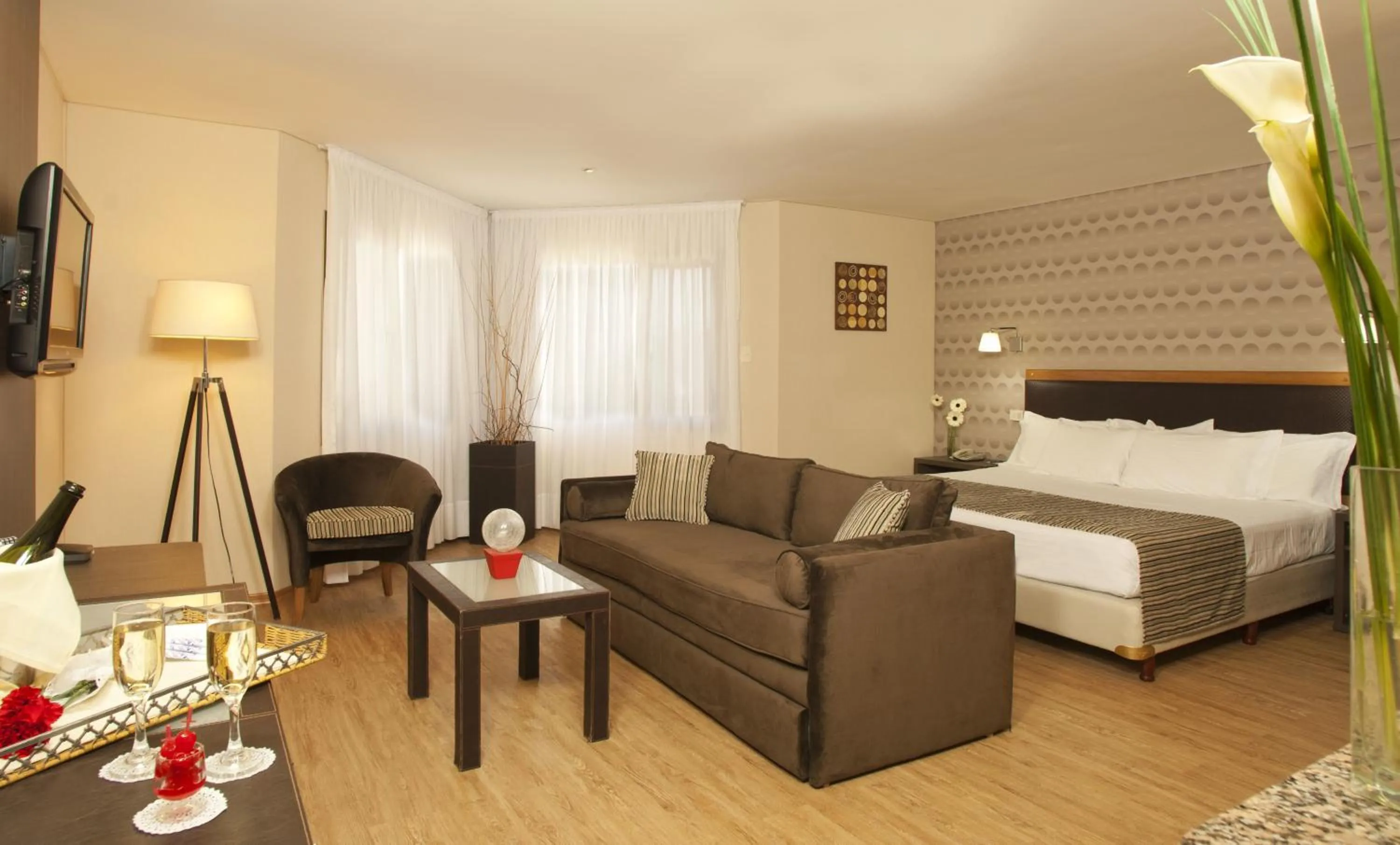 Photo of the whole room, Bed in Land Express Neuquén