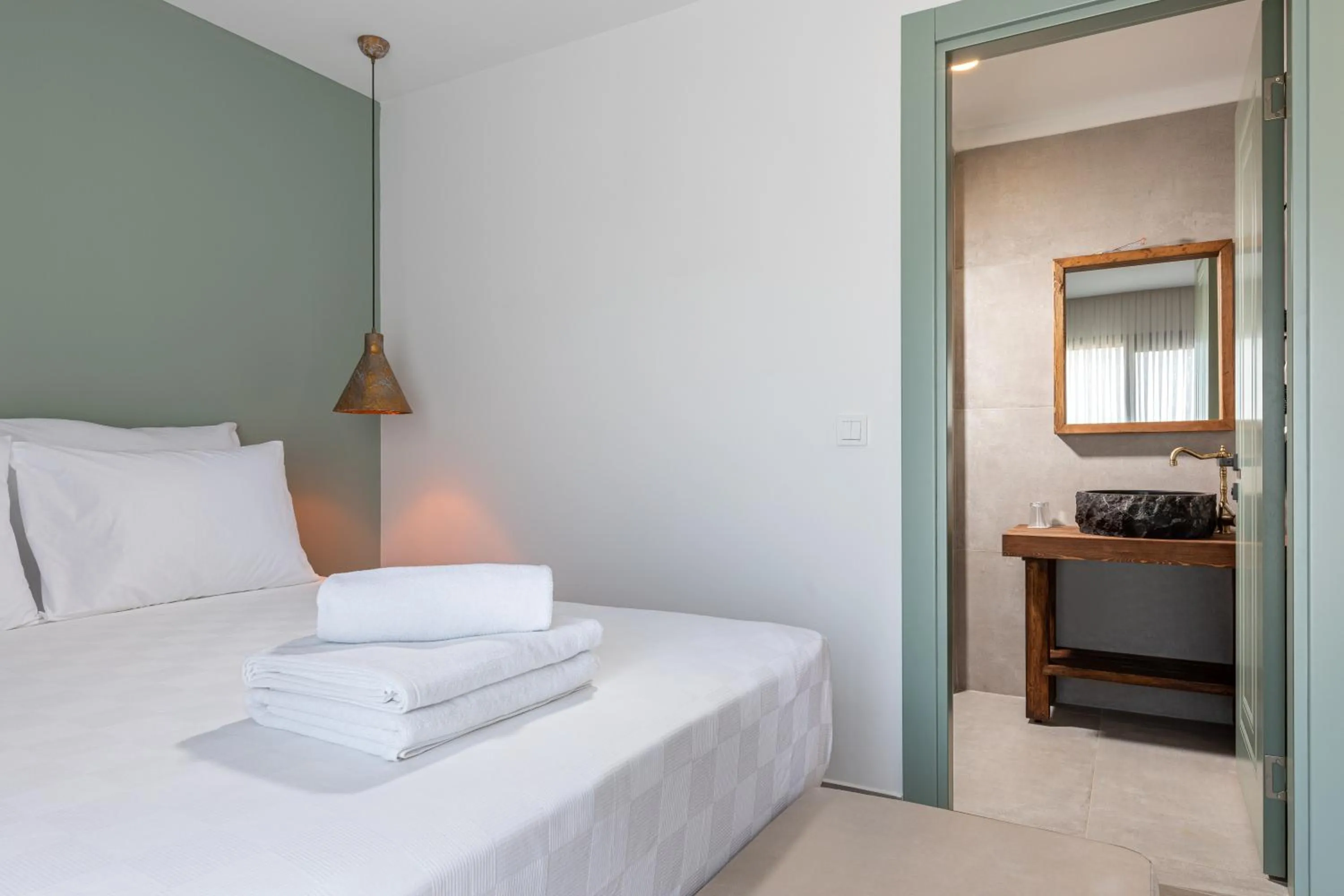 Bed in Cumbalıca Garden Hotel