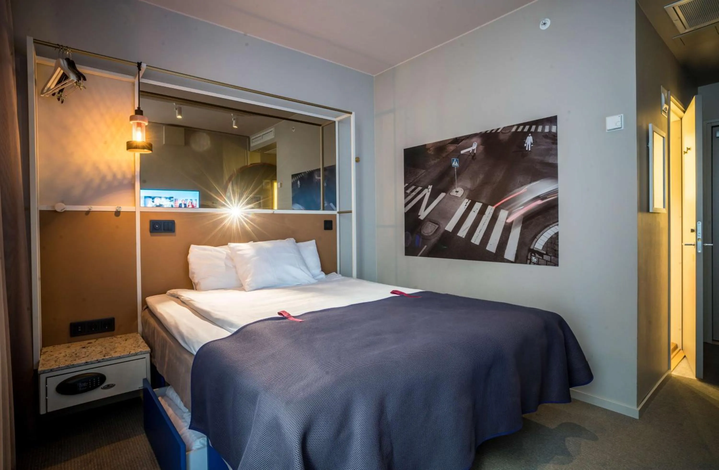 Bedroom, Bed in Scandic No 53